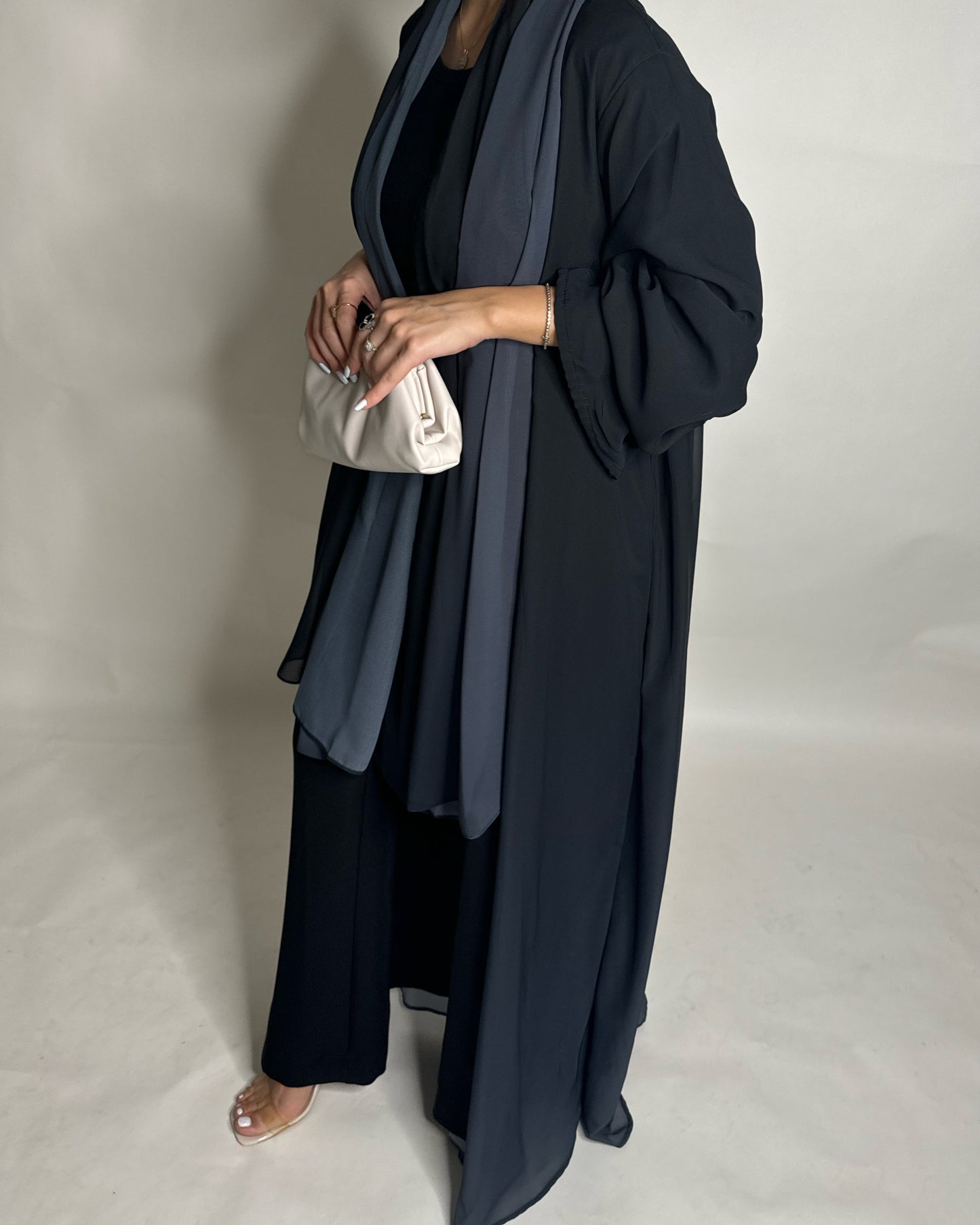 A181 - Black Gray Ombre Flowy Abaya