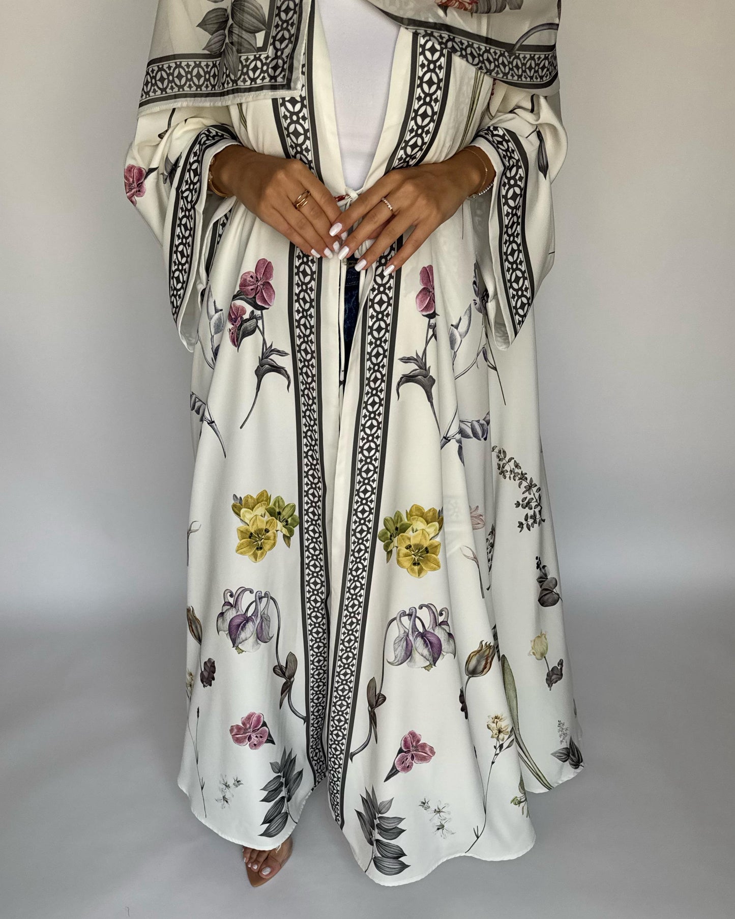 A445 - Off-White A-Cut Flower Summery Daily Abaya