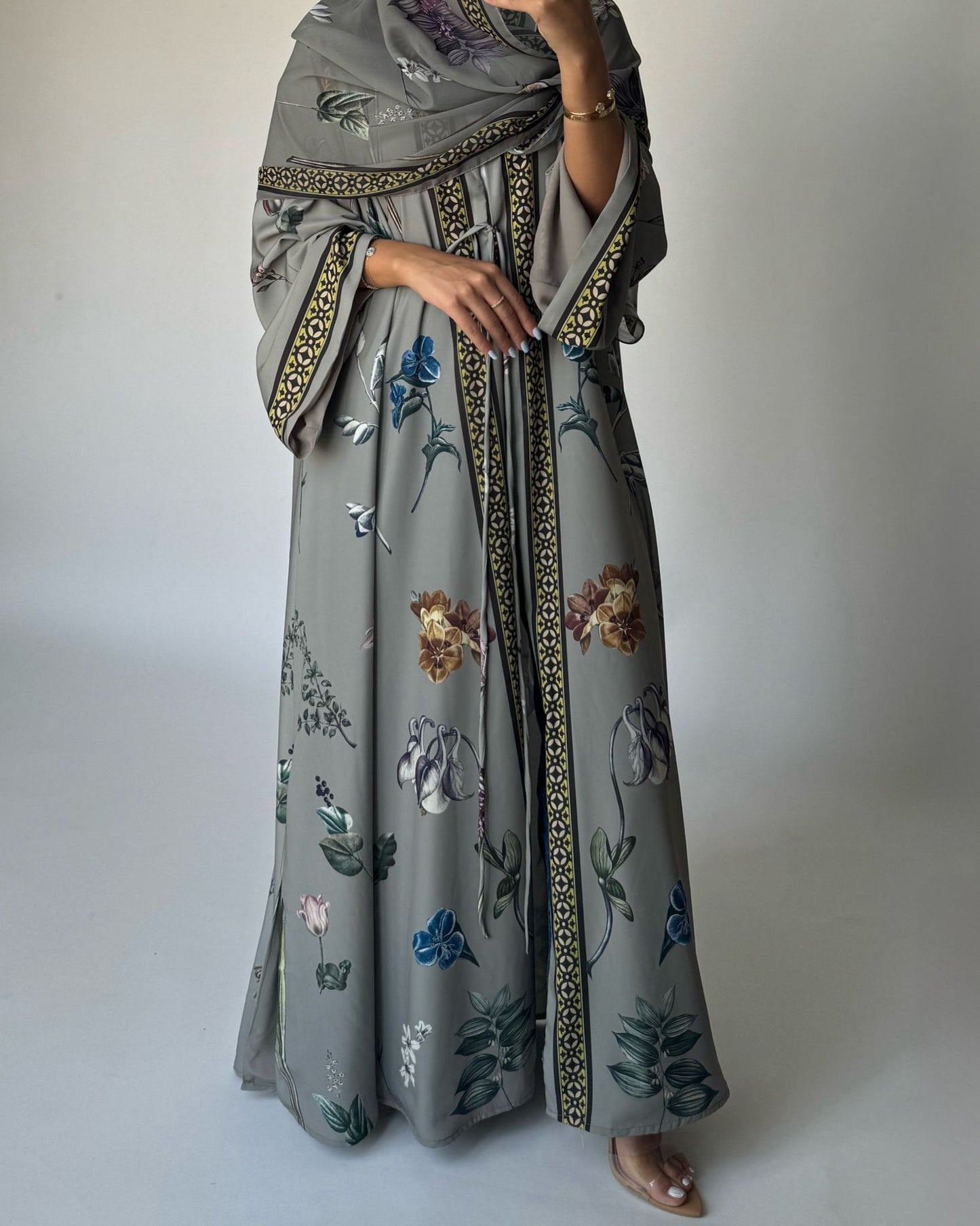 A440 - Grey A-Cut Flower Summery Daily Abaya