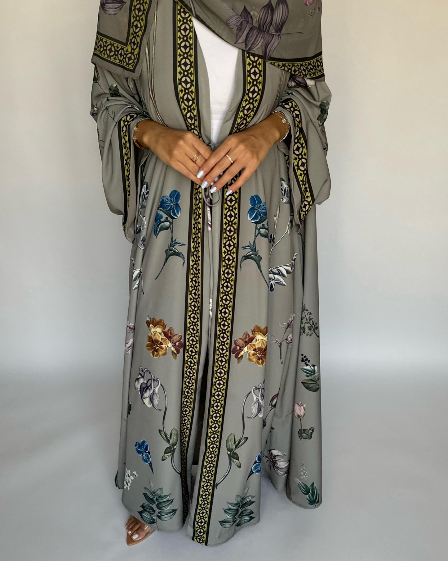 A440 - Grey A-Cut Flower Summery Daily Abaya