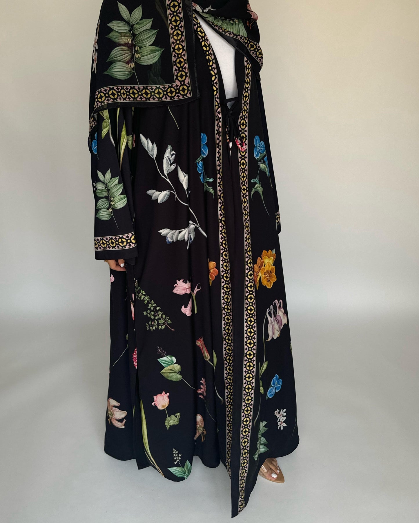 A446 - Black A-Cut Flower Summery Daily Abaya