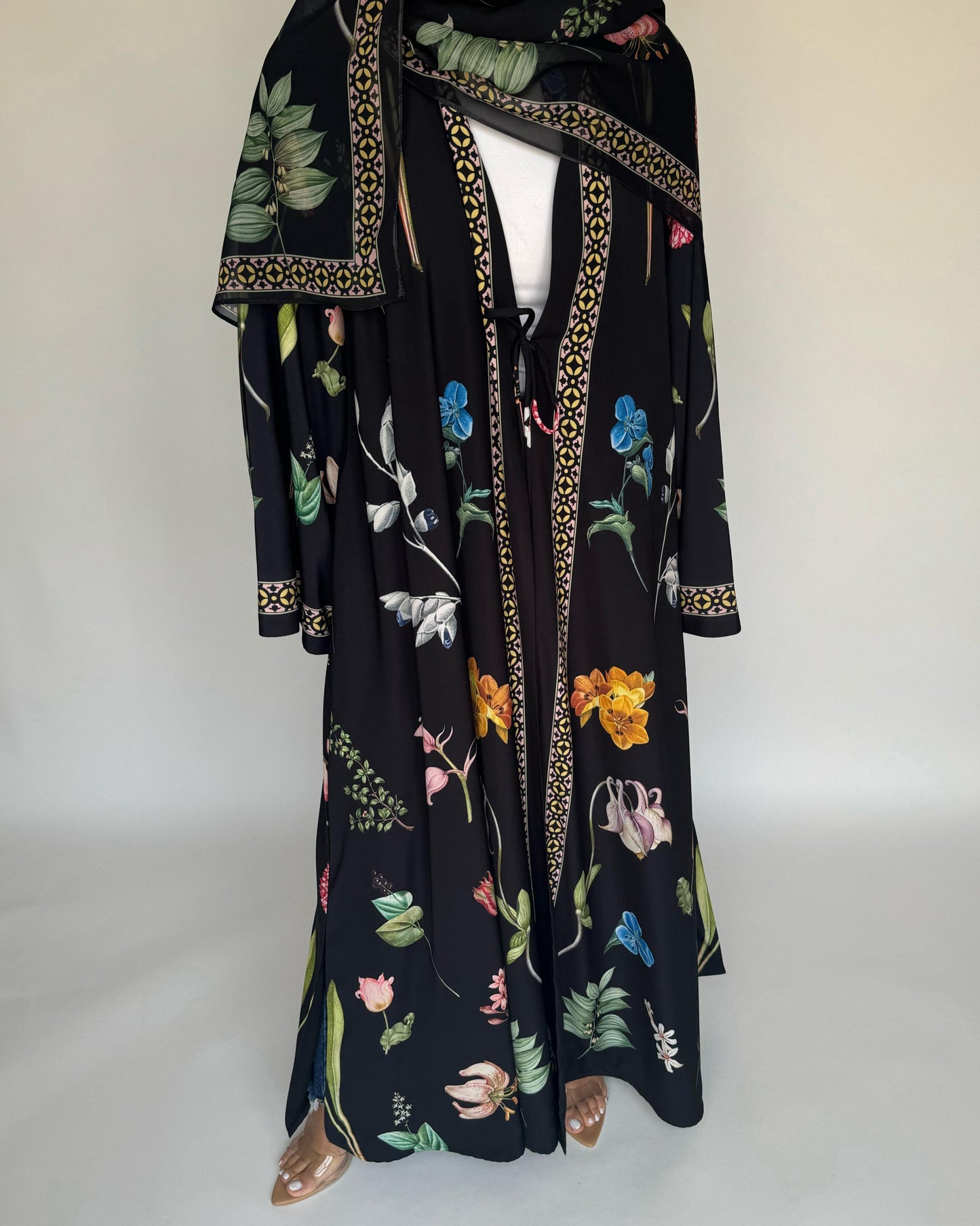 A446 - Black A-Cut Flower Summery Daily Abaya