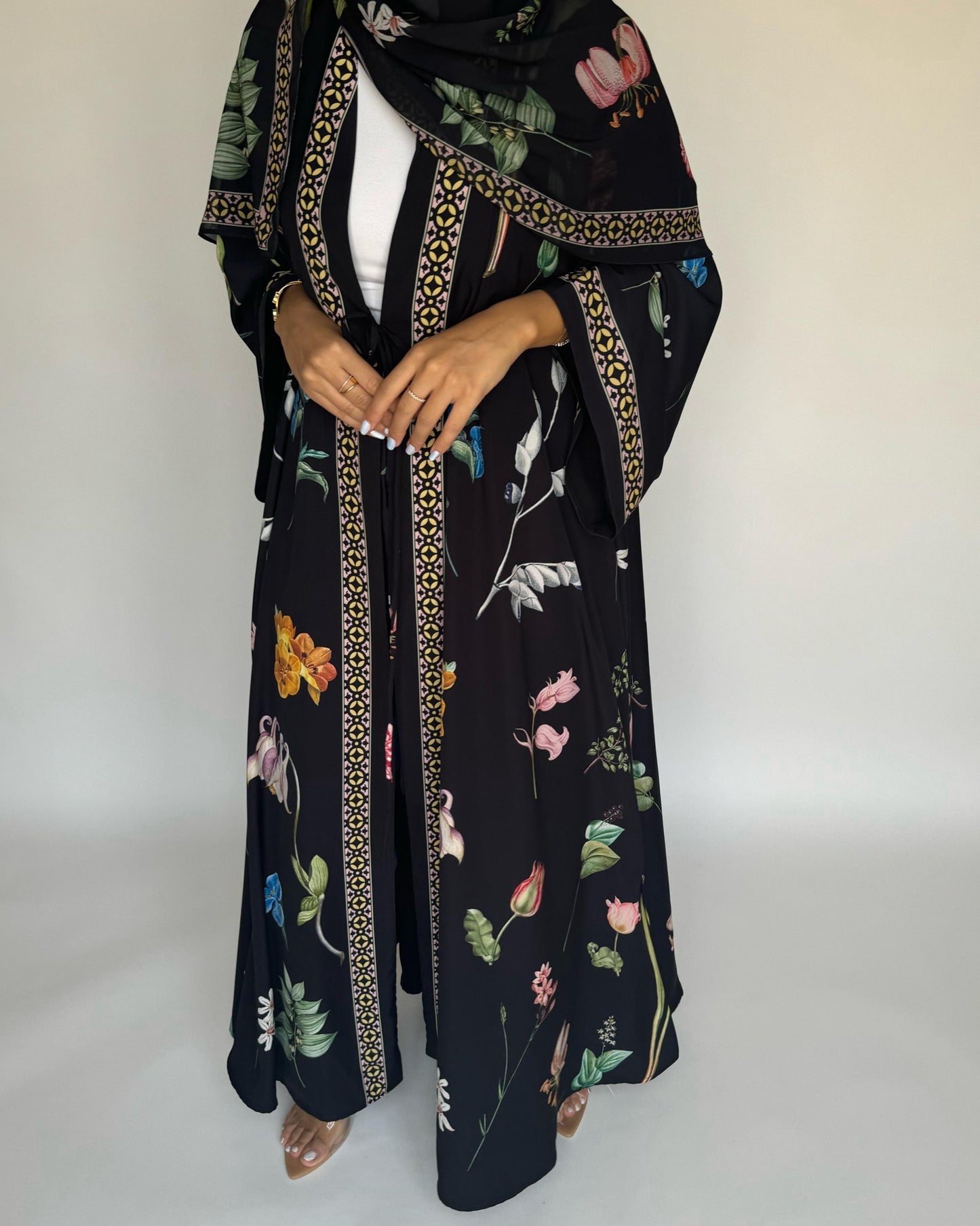 A446 - Black A-Cut Flower Summery Daily Abaya
