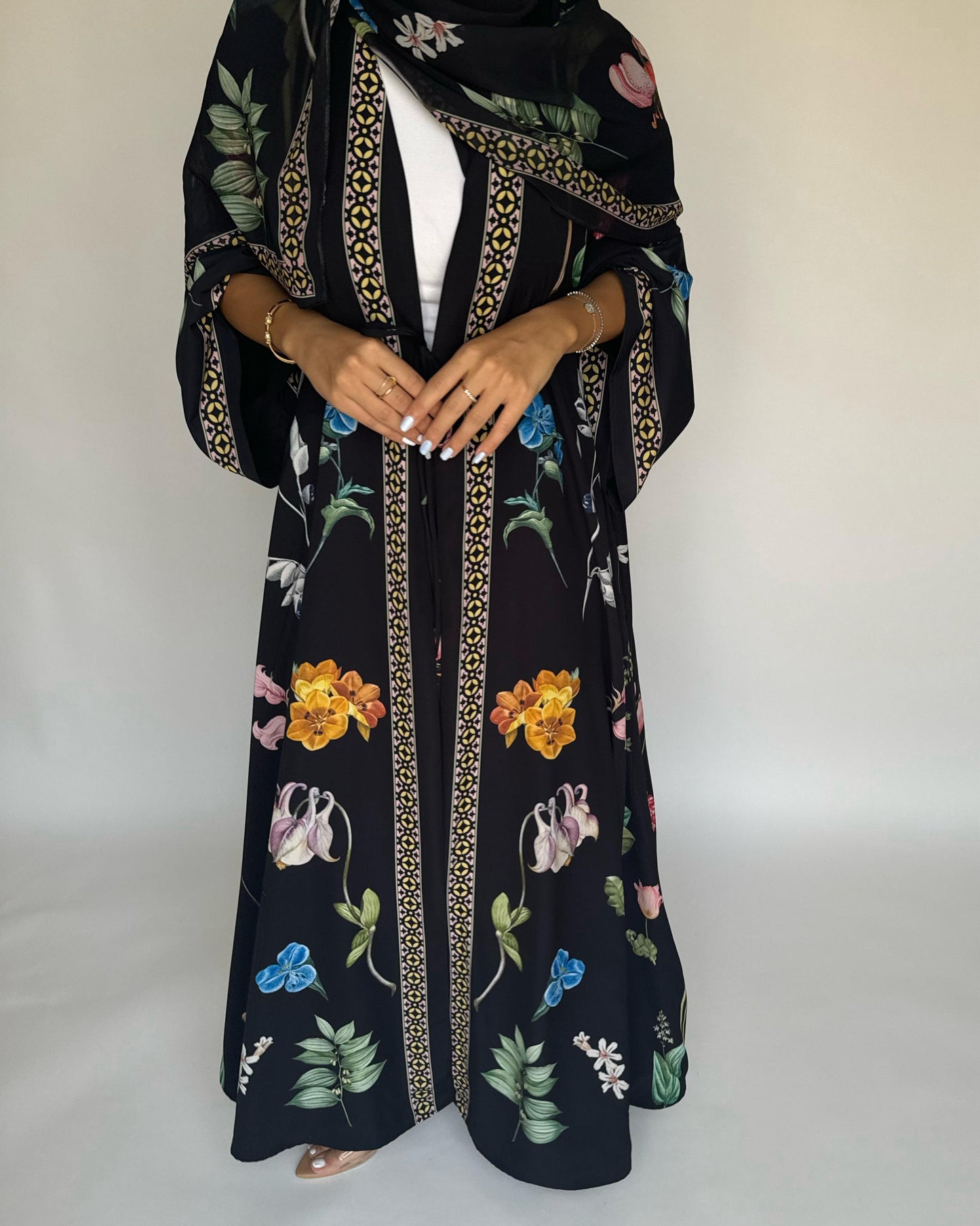 A446 - Black A-Cut Flower Summery Daily Abaya