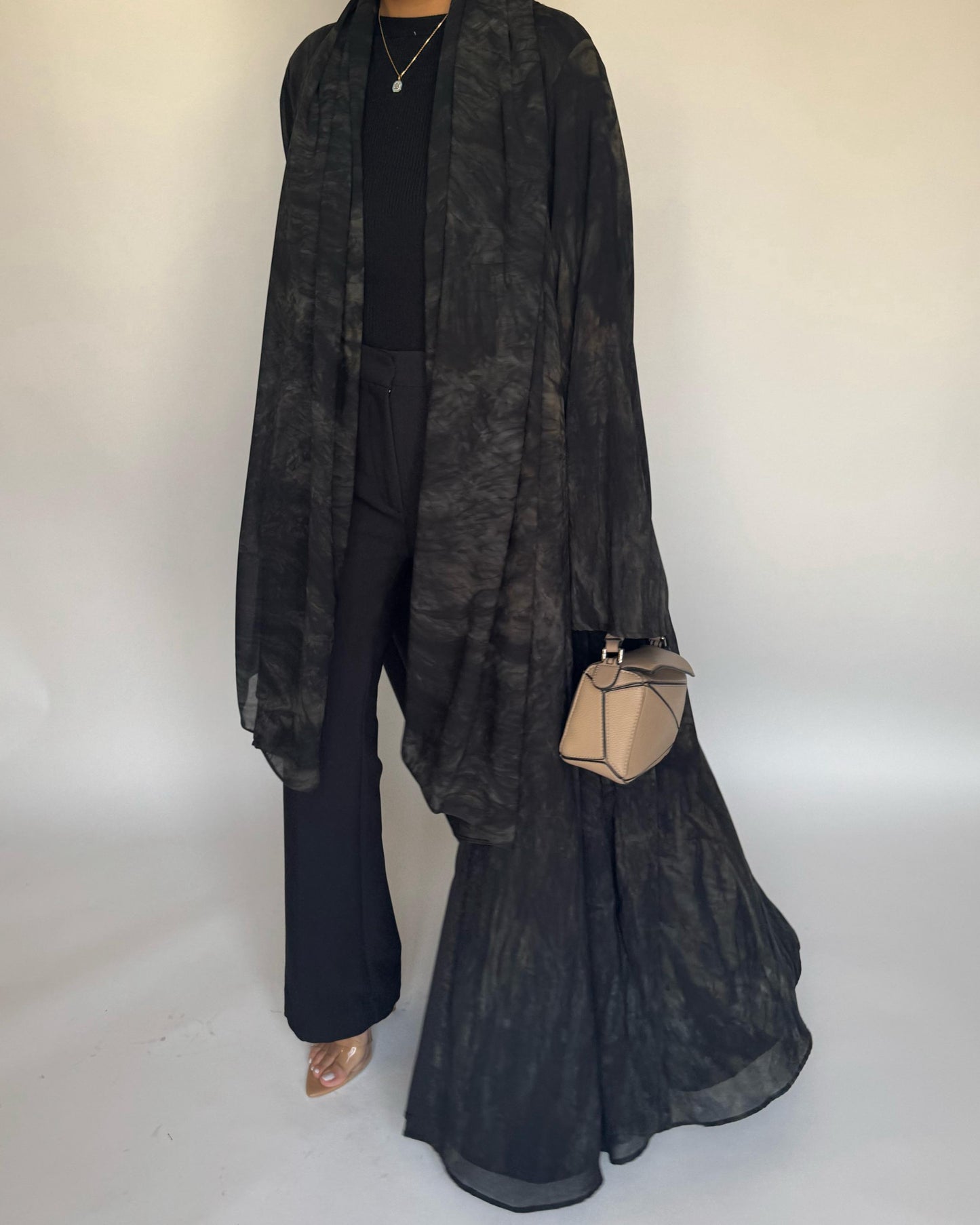A452 - Black/Brown Pattern Summery A-CUT Abaya