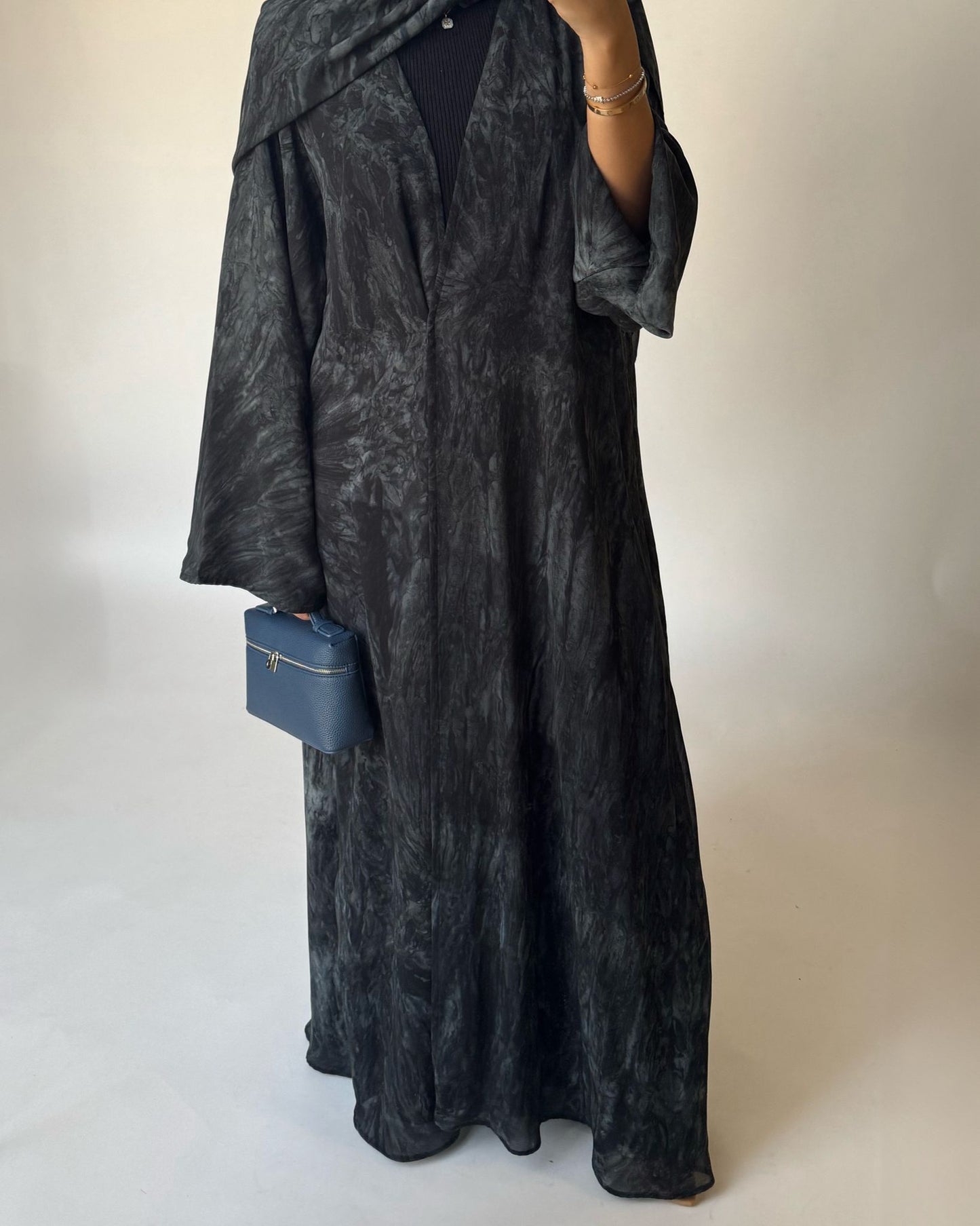 A453 - Black/Gray Pattern Summery A-CUT Abaya