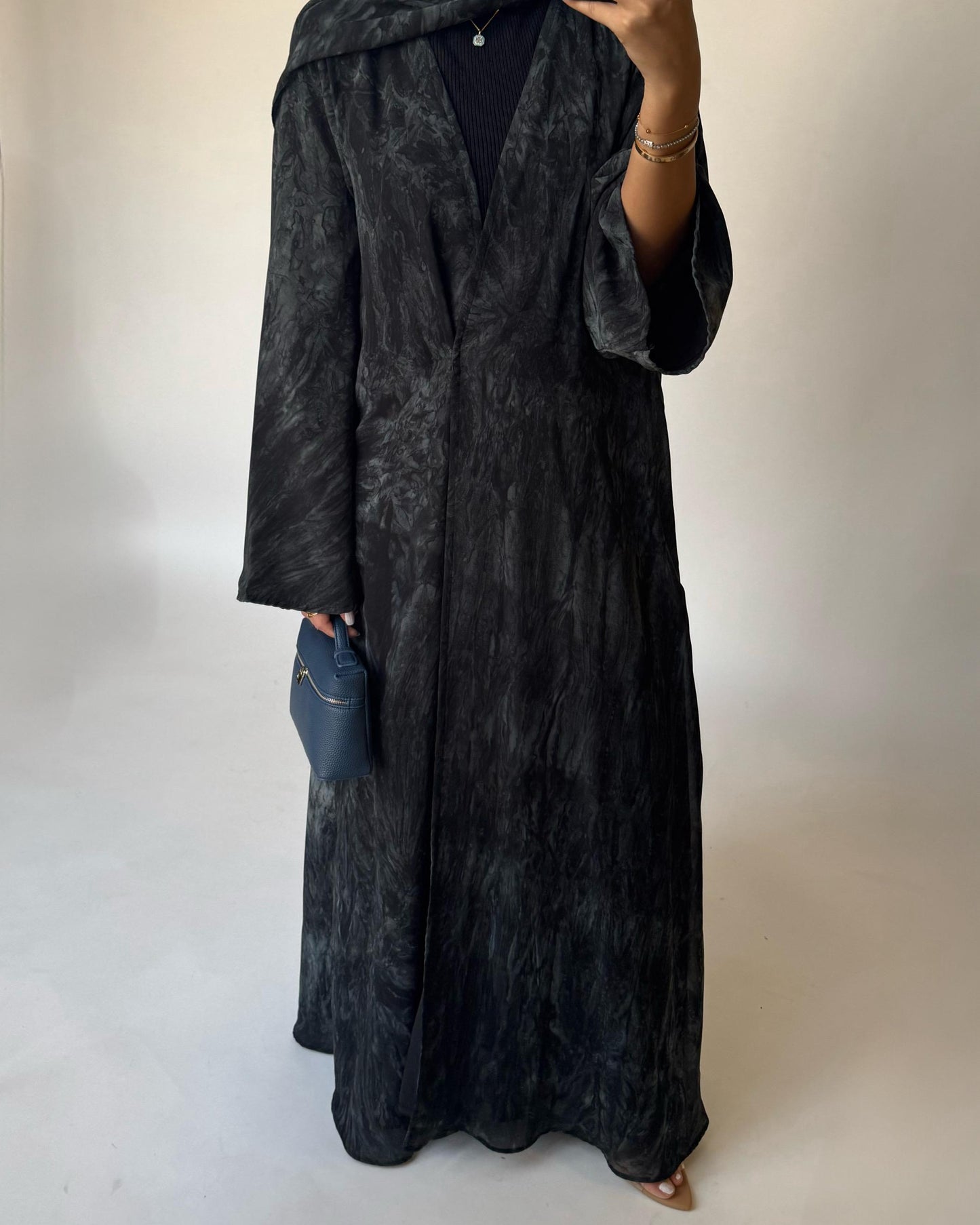 A453 - Black/Gray Pattern Summery A-CUT Abaya