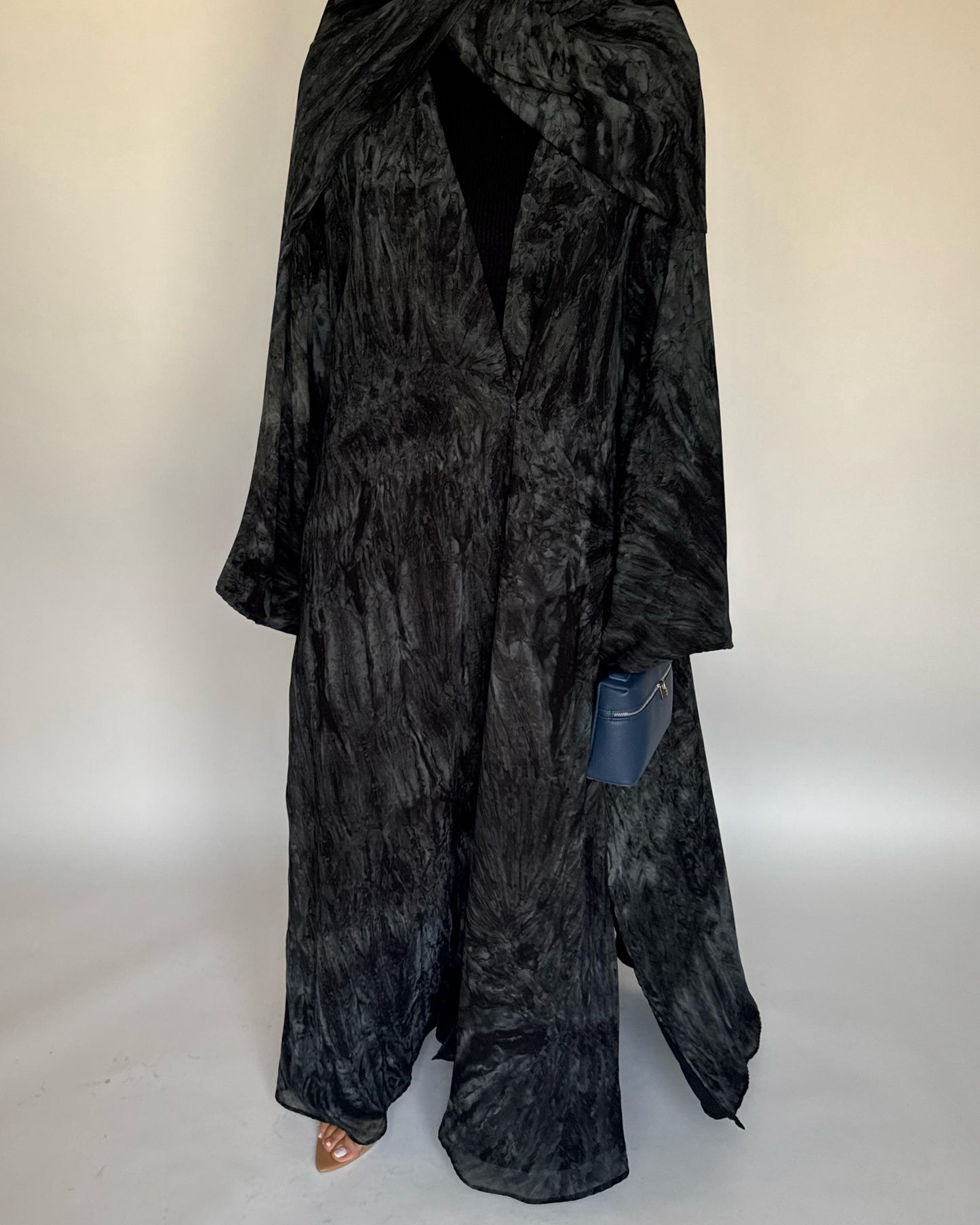 A453 - Black/Gray Pattern Summery A-CUT Abaya
