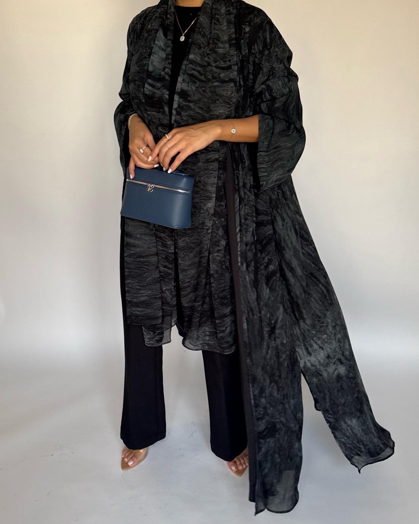A453 - Black/Gray Pattern Summery A-CUT Abaya