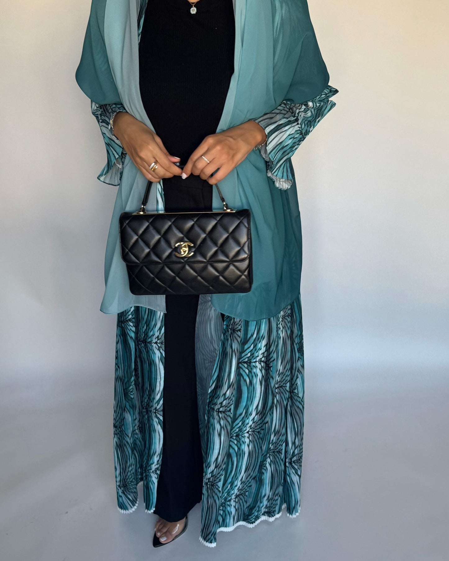 A459 - Pleated Summary Abaya with Ombre Head Scarf