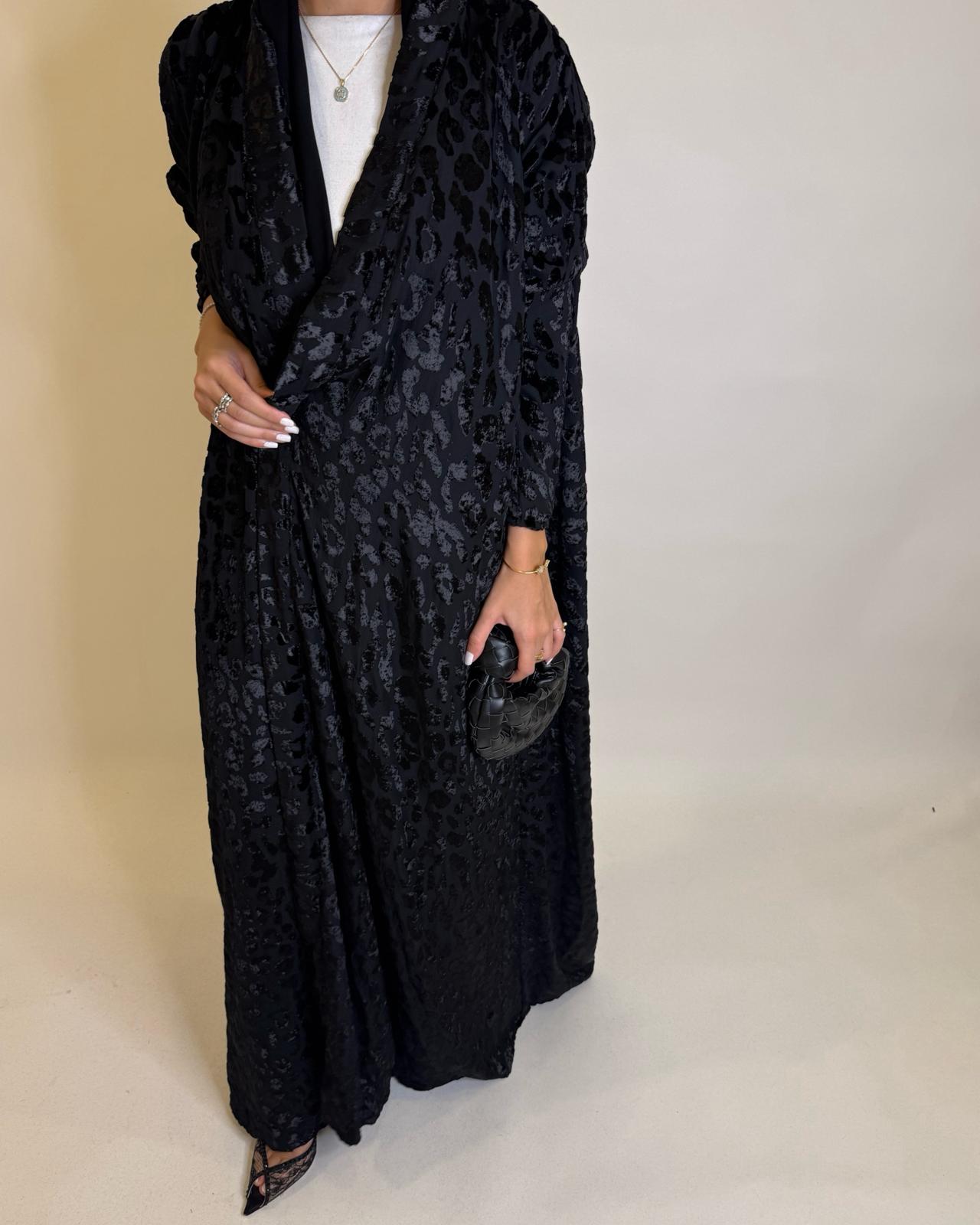 A488 - Black Leopard Pattern Velvet Abaya
