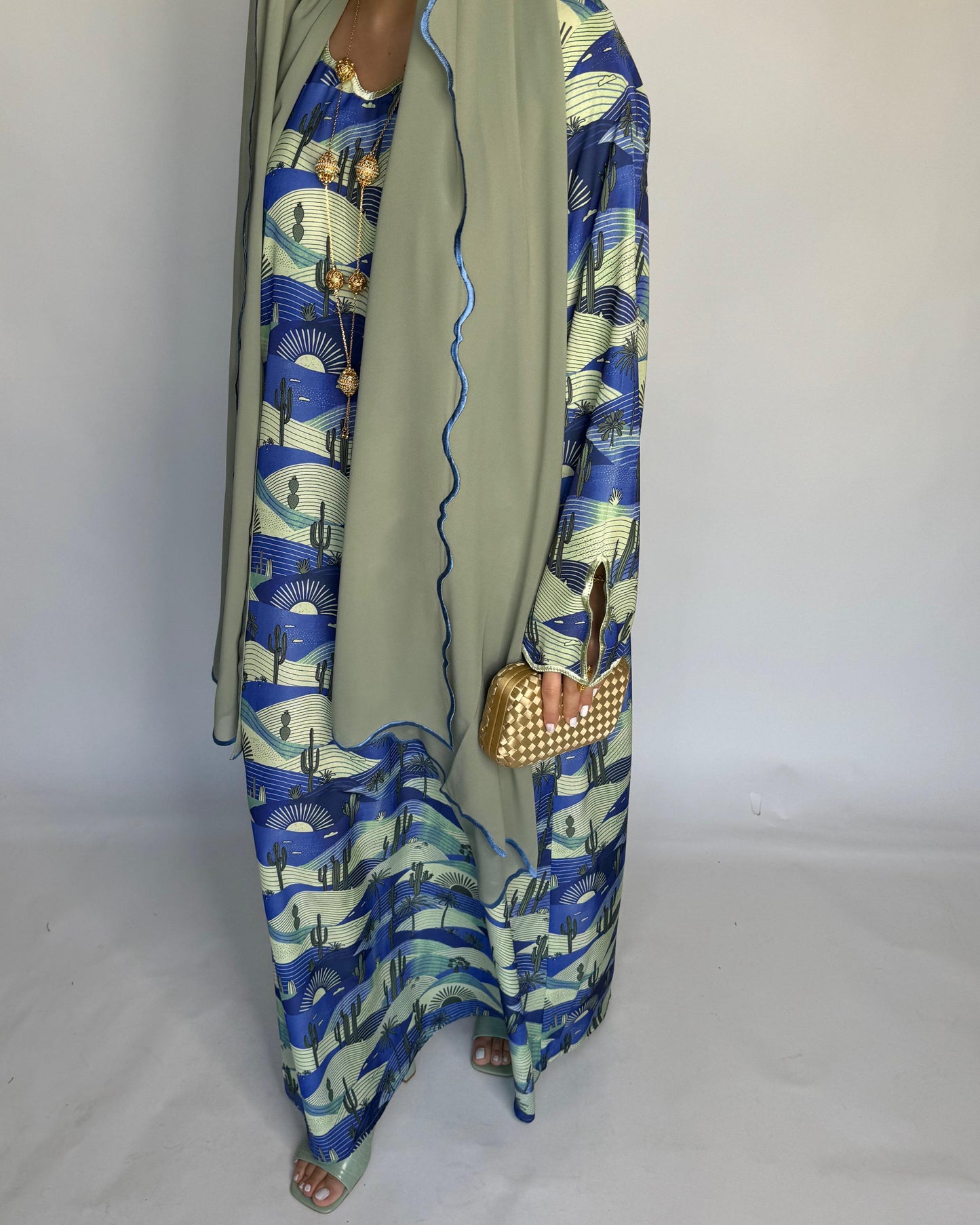 A327 - Blue & Green Cactus Pattern Jalabiya and Head Scarf