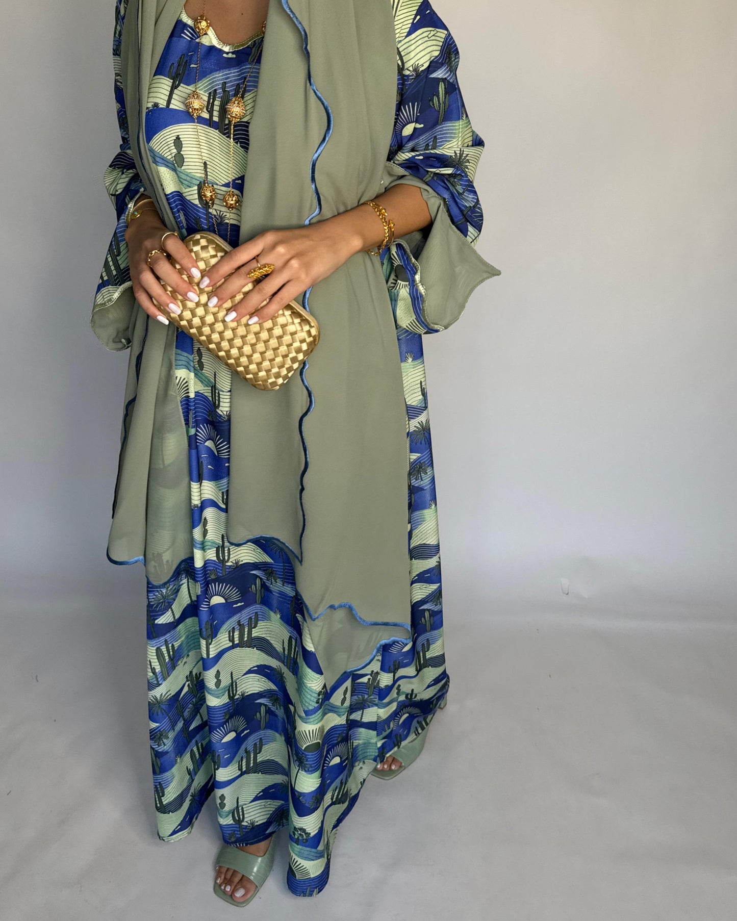 A327 - Blue & Green Cactus Pattern Jalabiya and Head Scarf