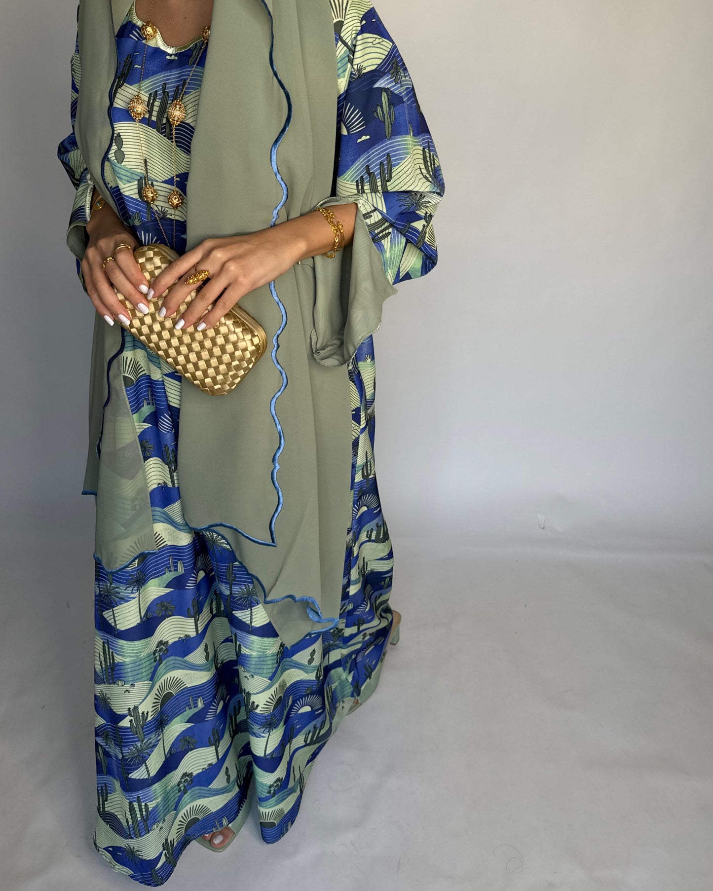 A327 - Blue & Green Cactus Pattern Jalabiya and Head Scarf