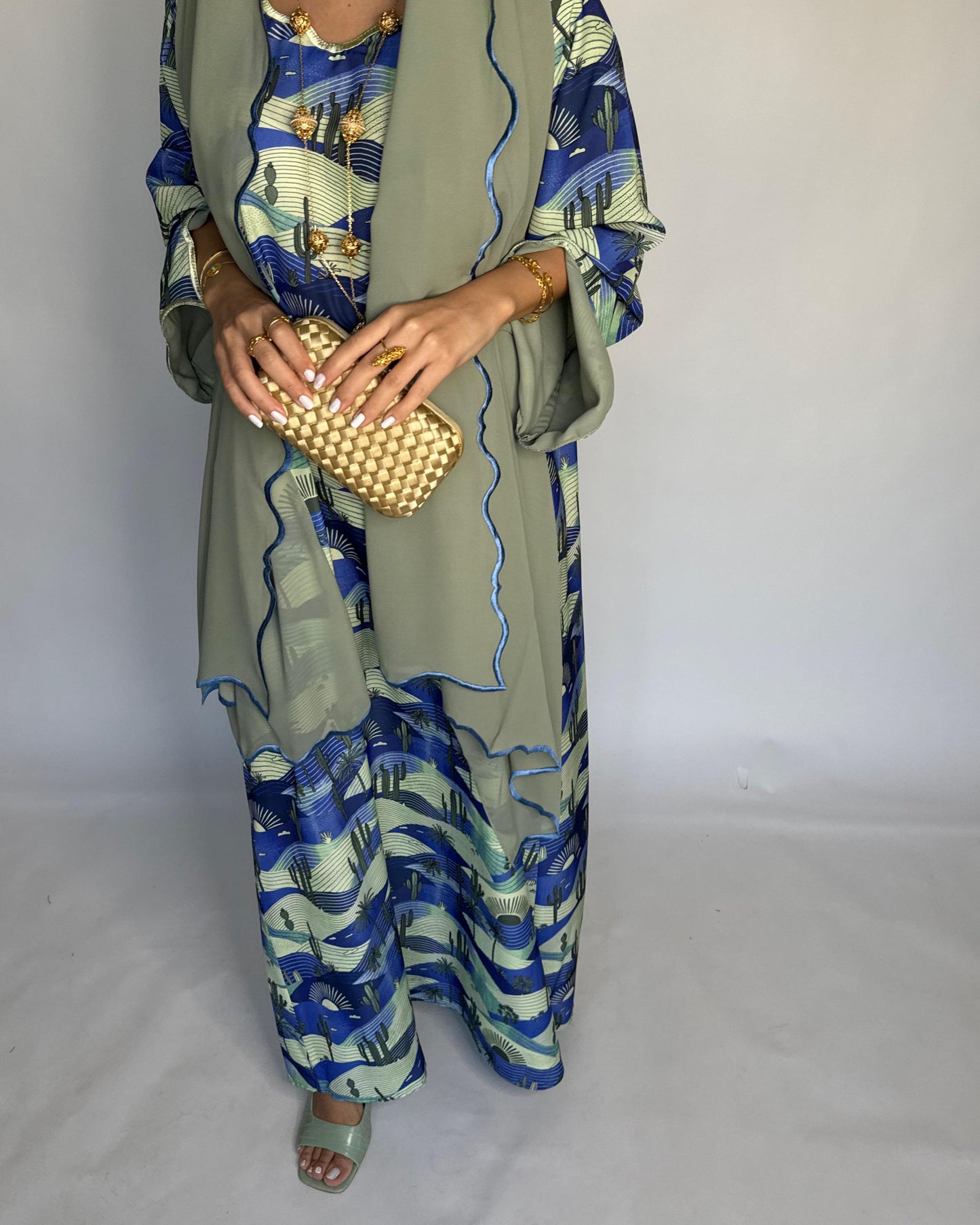 A327 - Blue & Green Cactus Pattern Jalabiya and Head Scarf