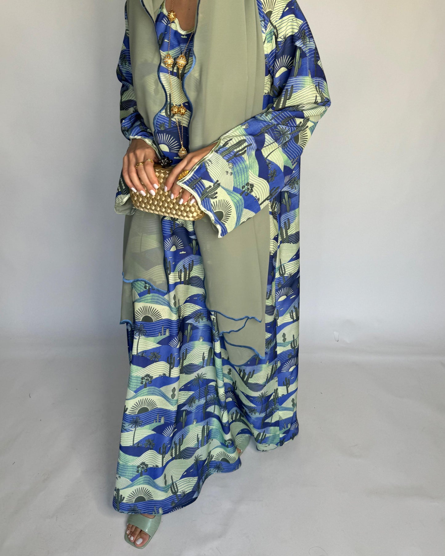 A327 - Blue & Green Cactus Pattern Jalabiya and Head Scarf