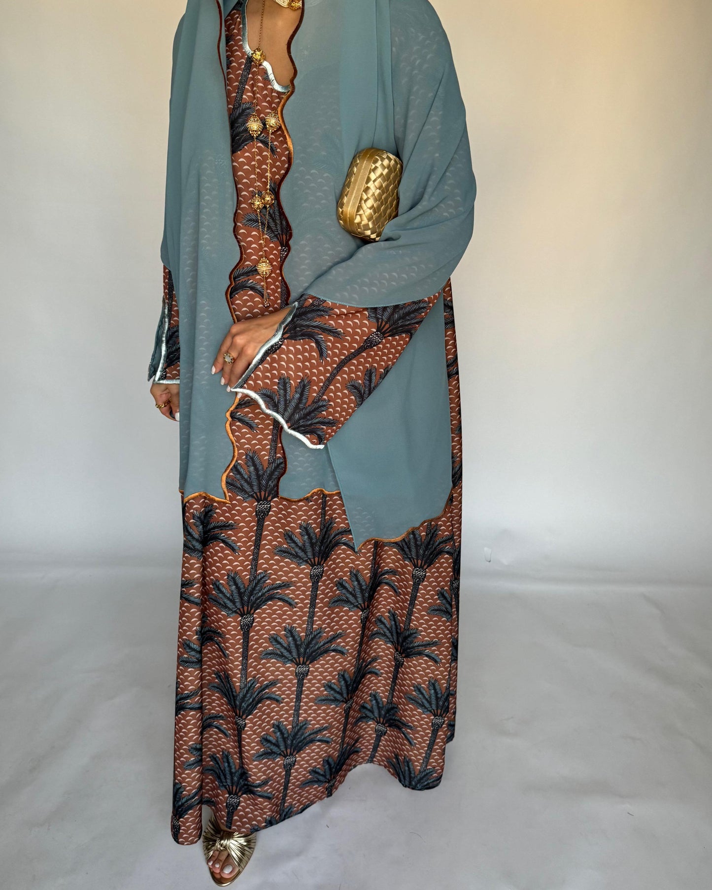 A346 - Brown & Blue Palm Tree Pattern Jalabiya and Head Scarf