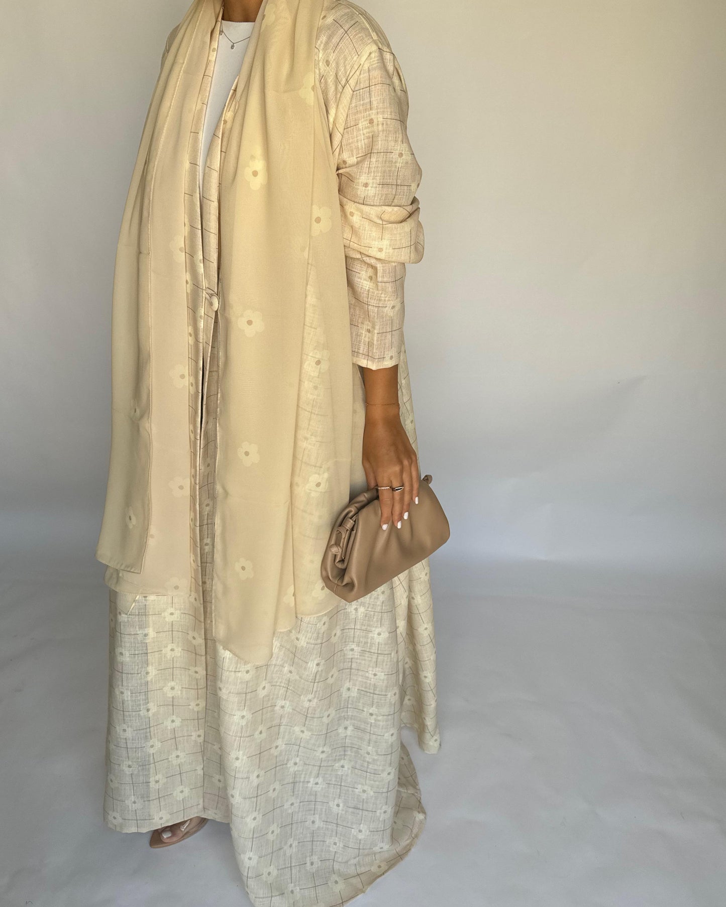 A390 - Butter Yellow Flower Linen A-Cut Summery Abaya