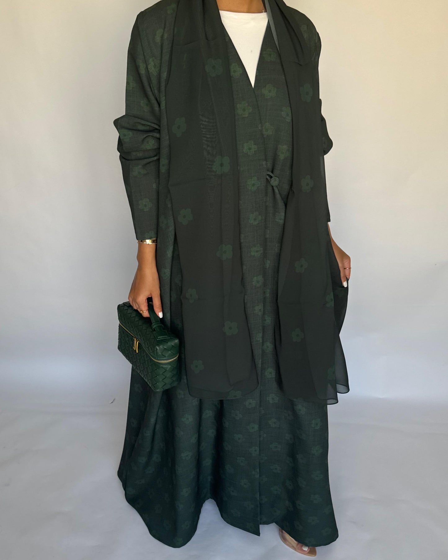 A394 - Dark Green Flower Linen A-Cut Summery Abaya