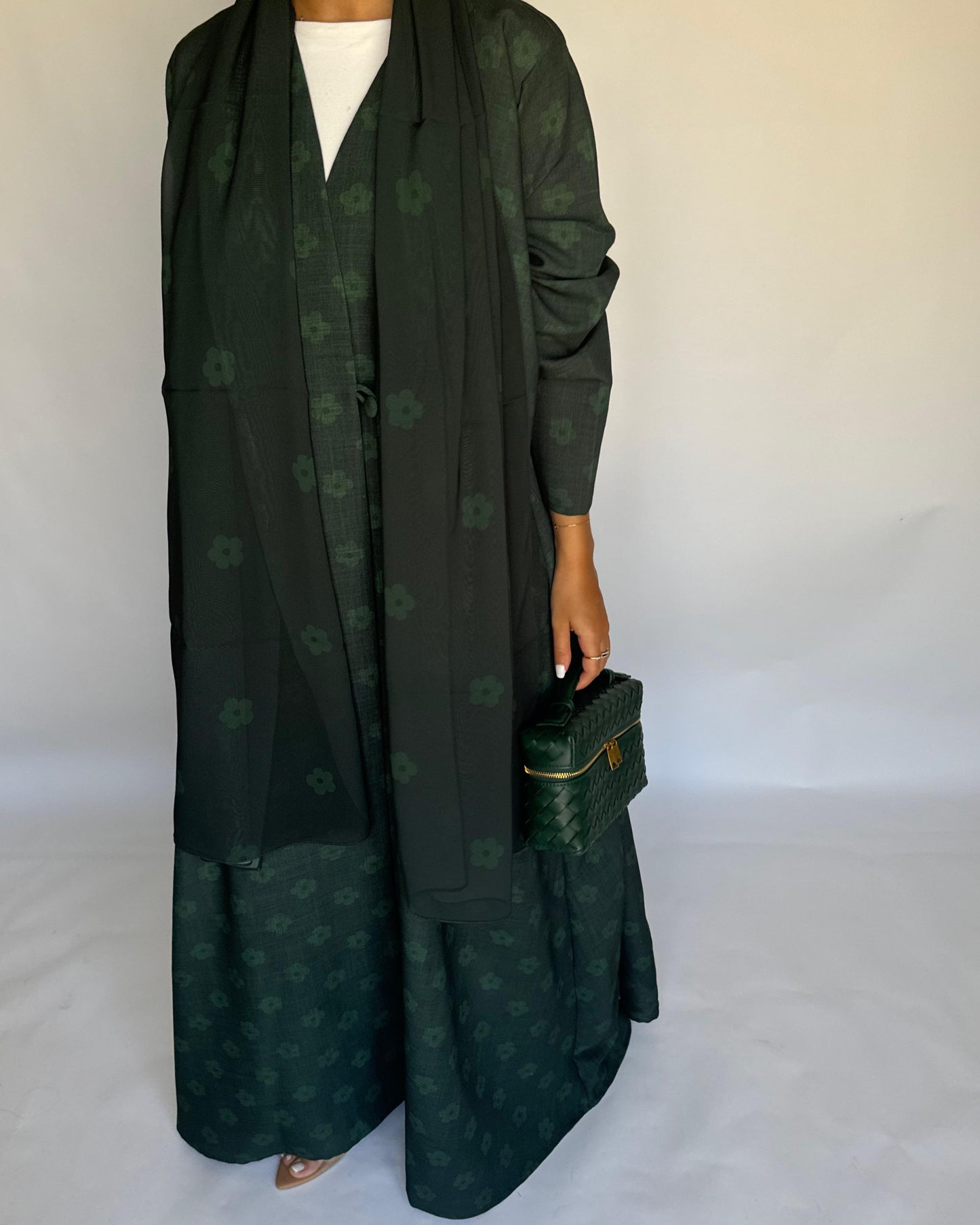 A394 - Dark Green Flower Linen A-Cut Summery Abaya