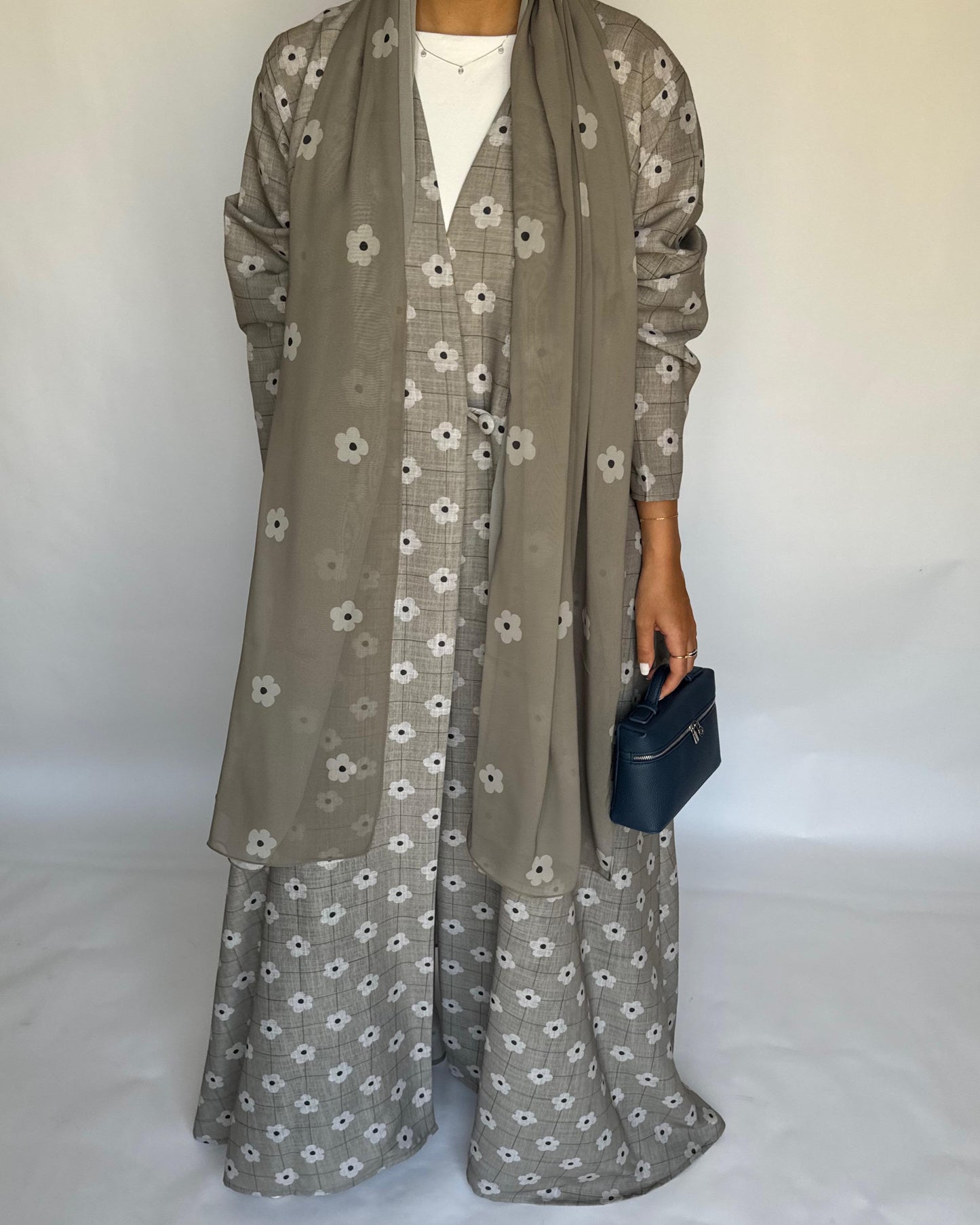 A395 - Brown Grey Tone Flower Linen A-Cut Summery Abaya