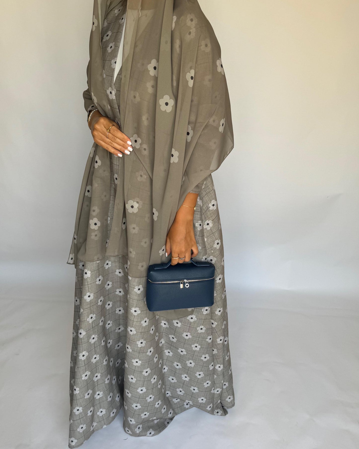 A395 - Brown Grey Tone Flower Linen A-Cut Summery Abaya