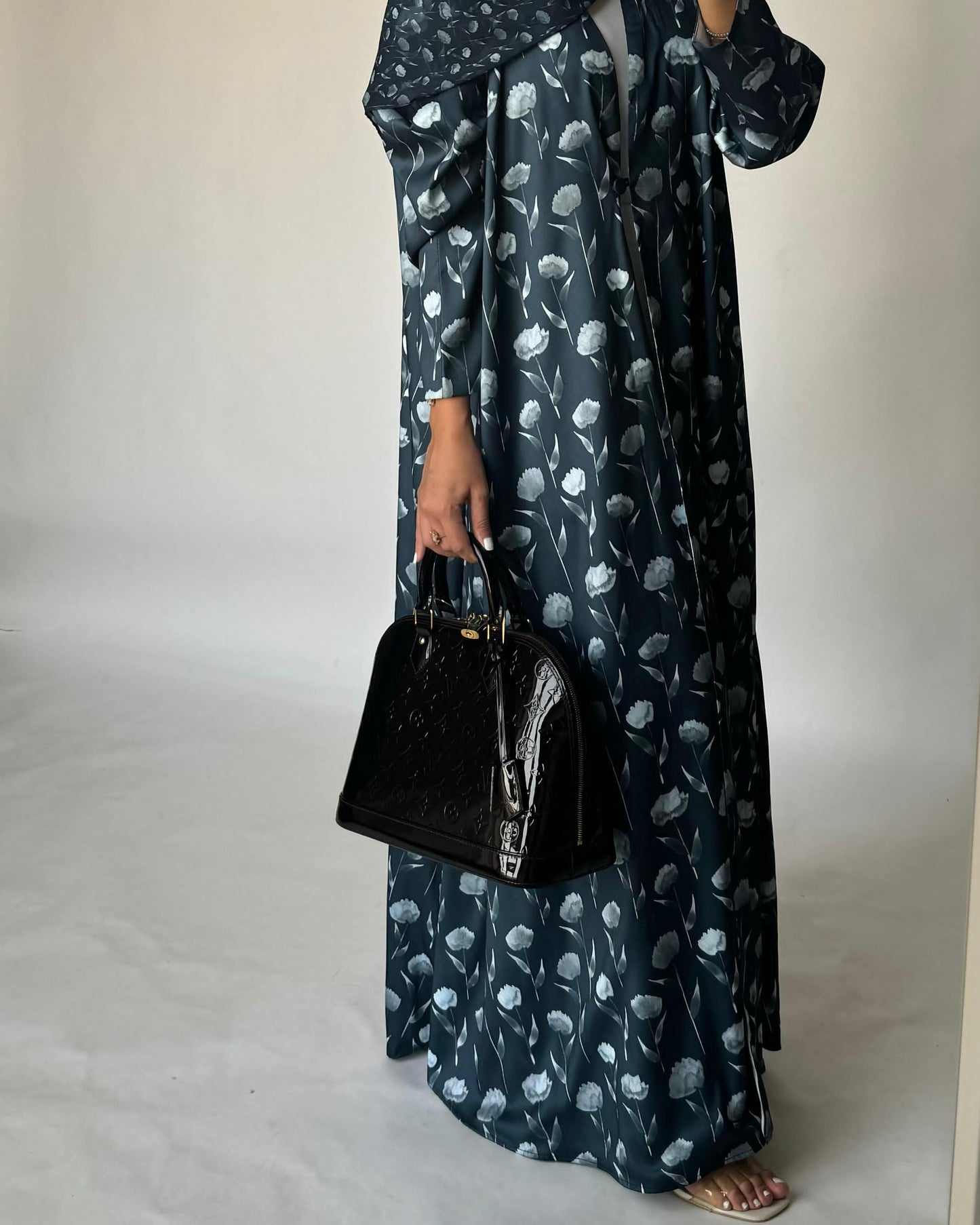 A403 - Blue Flower Pattern A-Cut Summery Daily Abaya