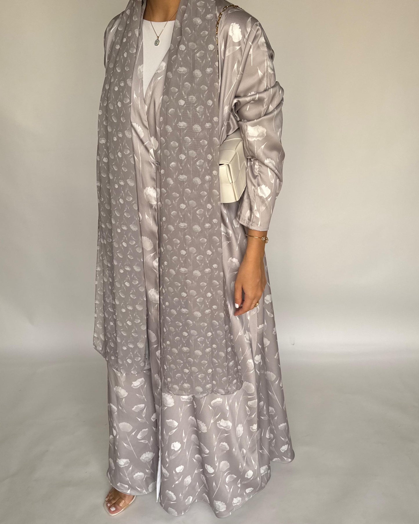 A405 - Beige Flower Pattern A-Cut Summery Daily Abaya