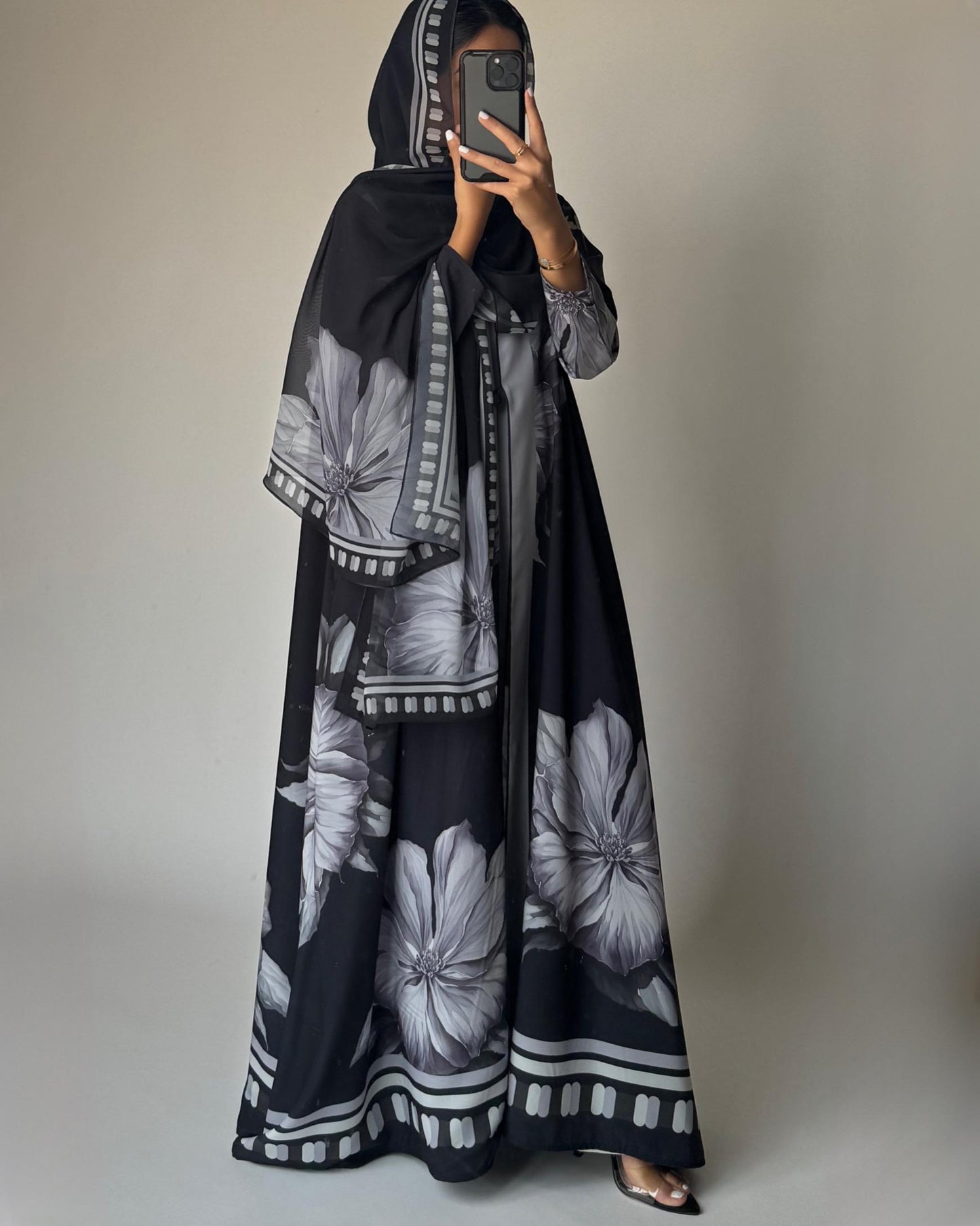 A429 - Black-ish Gray A-Cut Flower Summery Daily Abaya