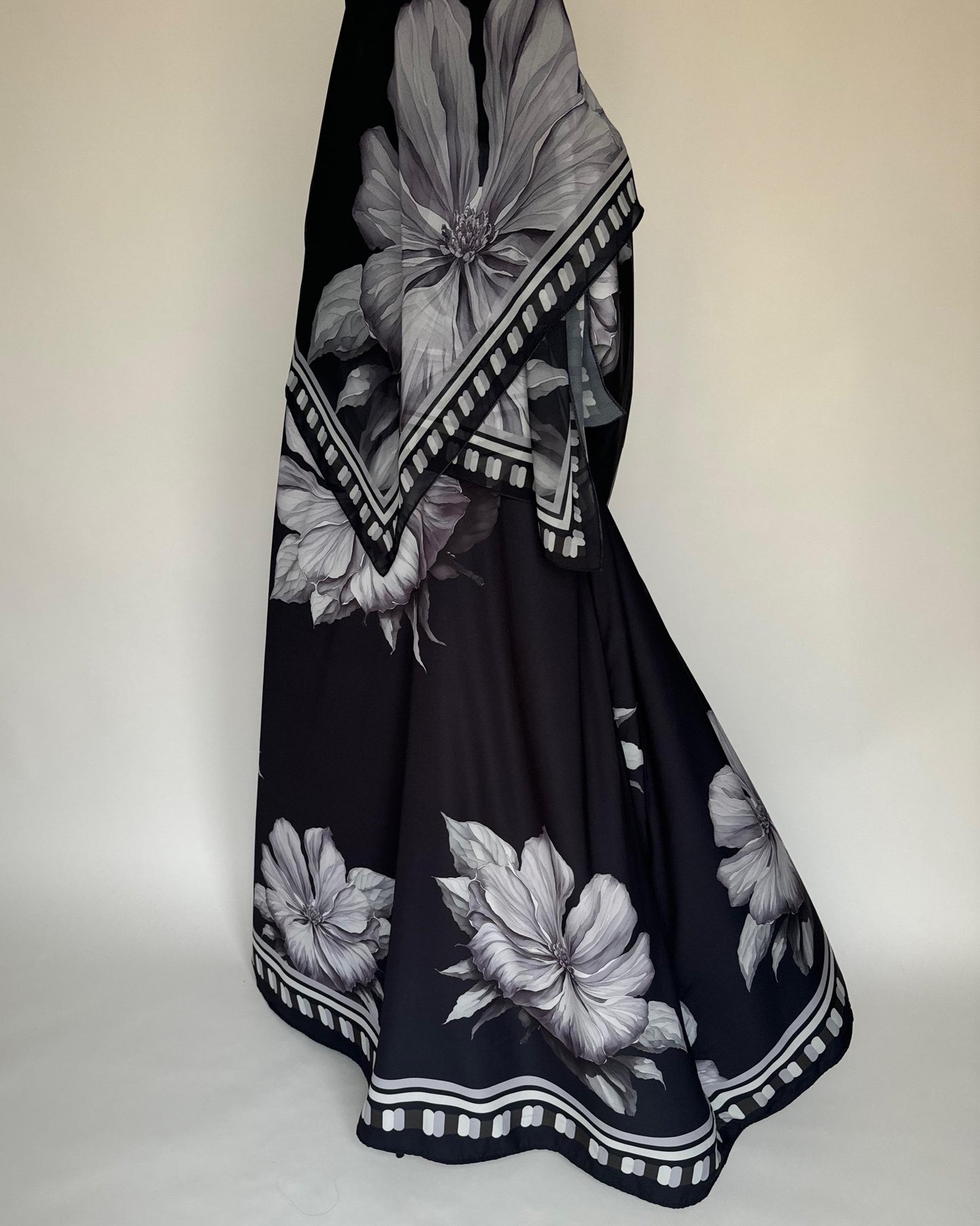 A429 - Black-ish Gray A-Cut Flower Summery Daily Abaya