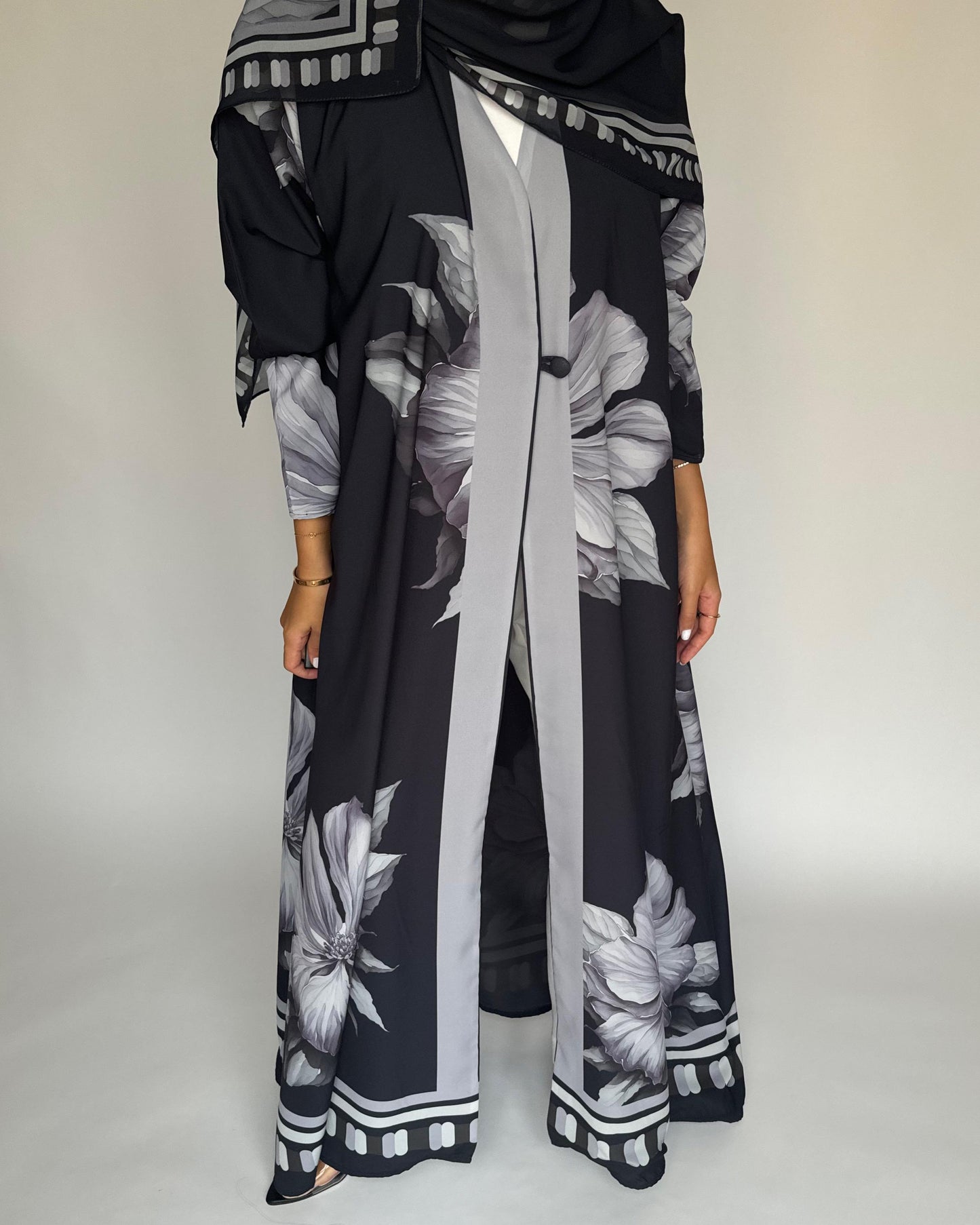 A429 - Black-ish Gray A-Cut Flower Summery Daily Abaya