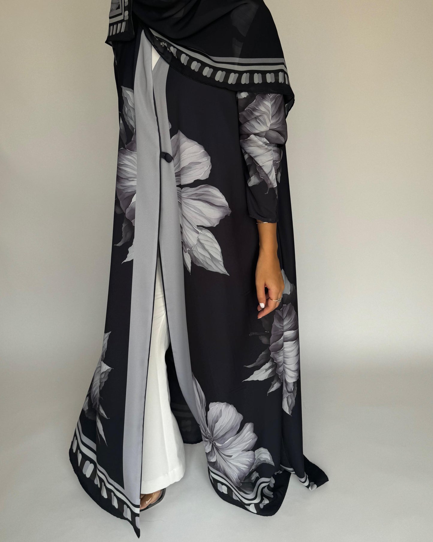 A429 - Black-ish Gray A-Cut Flower Summery Daily Abaya