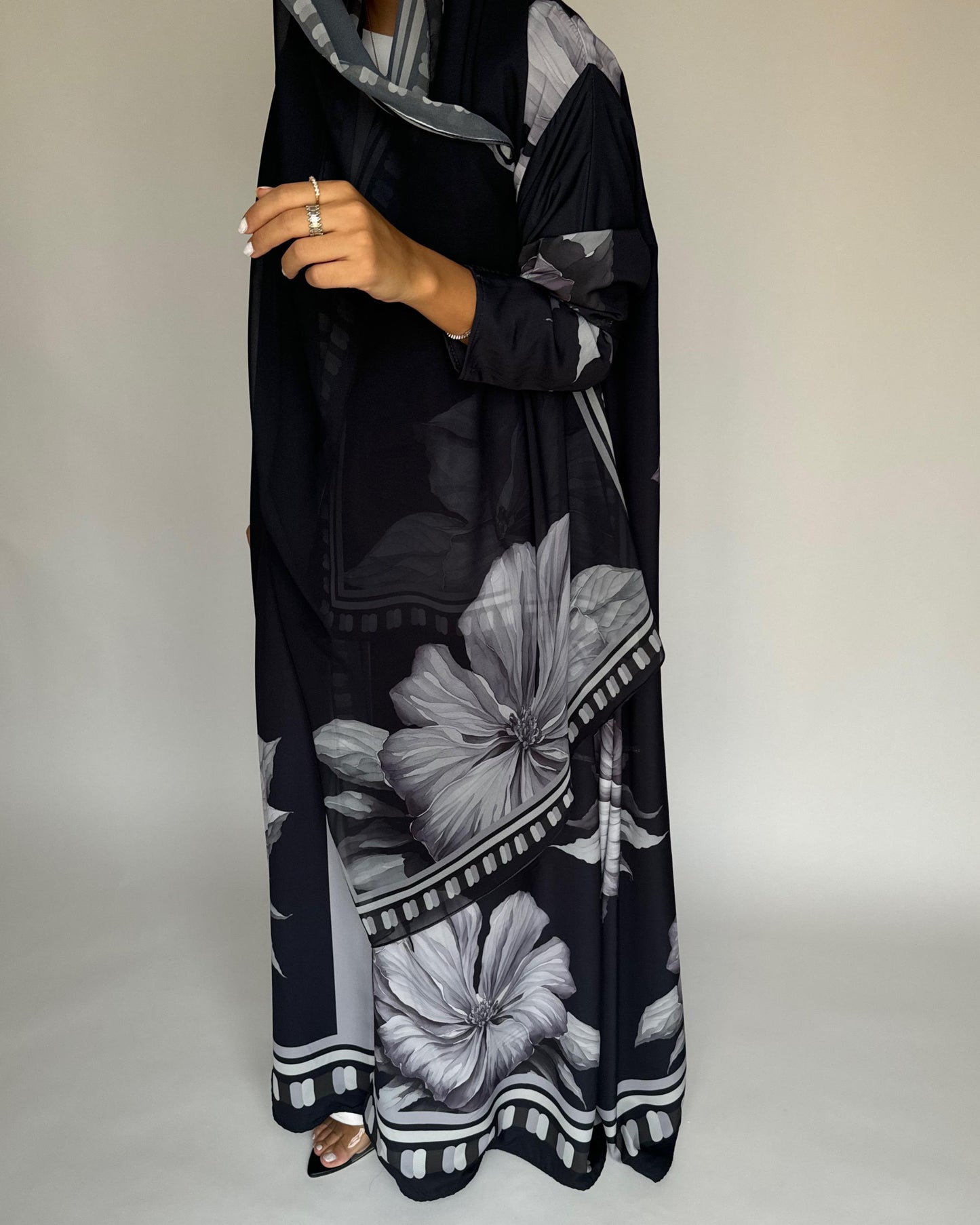 A429 - Black-ish Gray A-Cut Flower Summery Daily Abaya