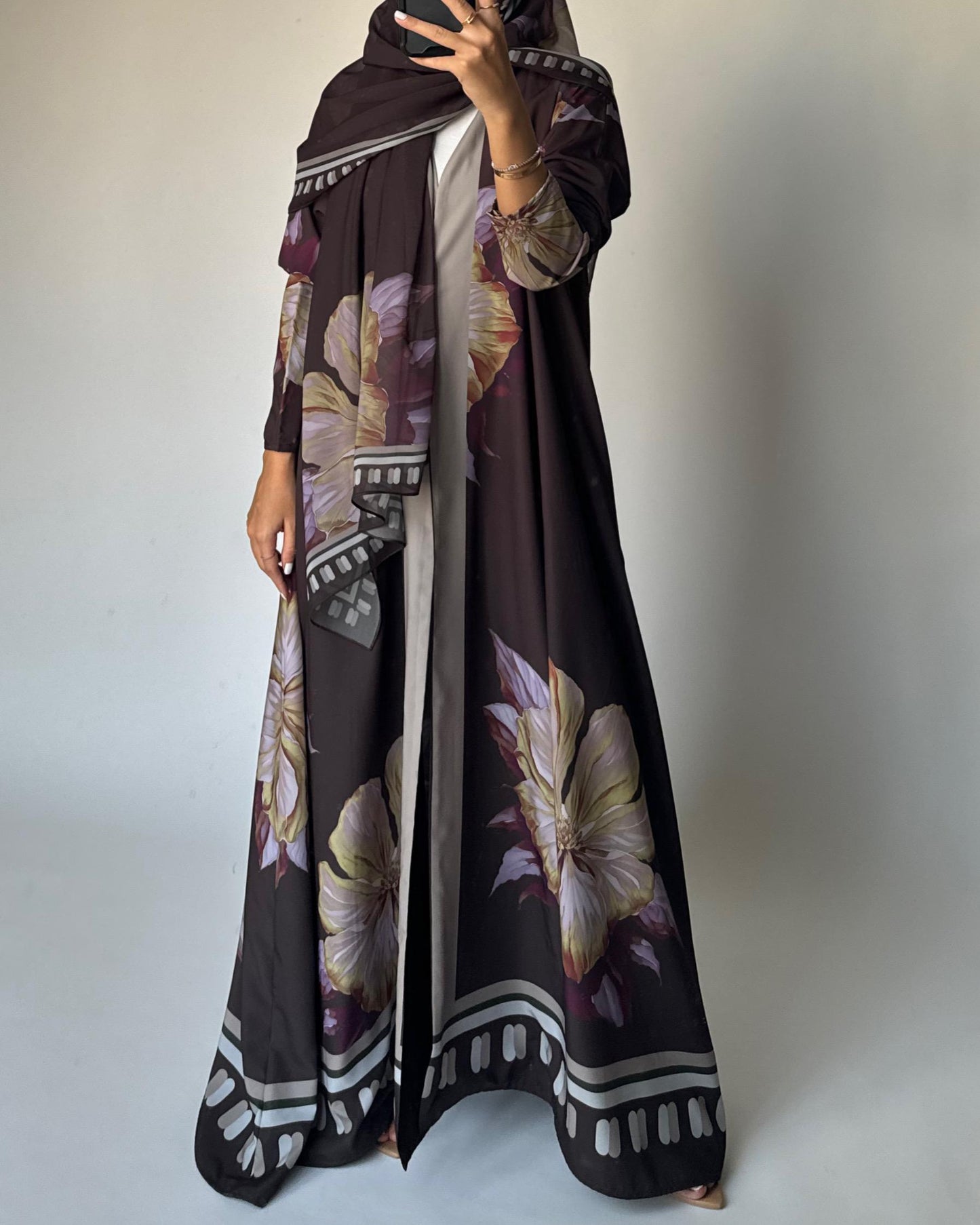 A427 - Brown A-Cut Flower Summery Daily Abaya