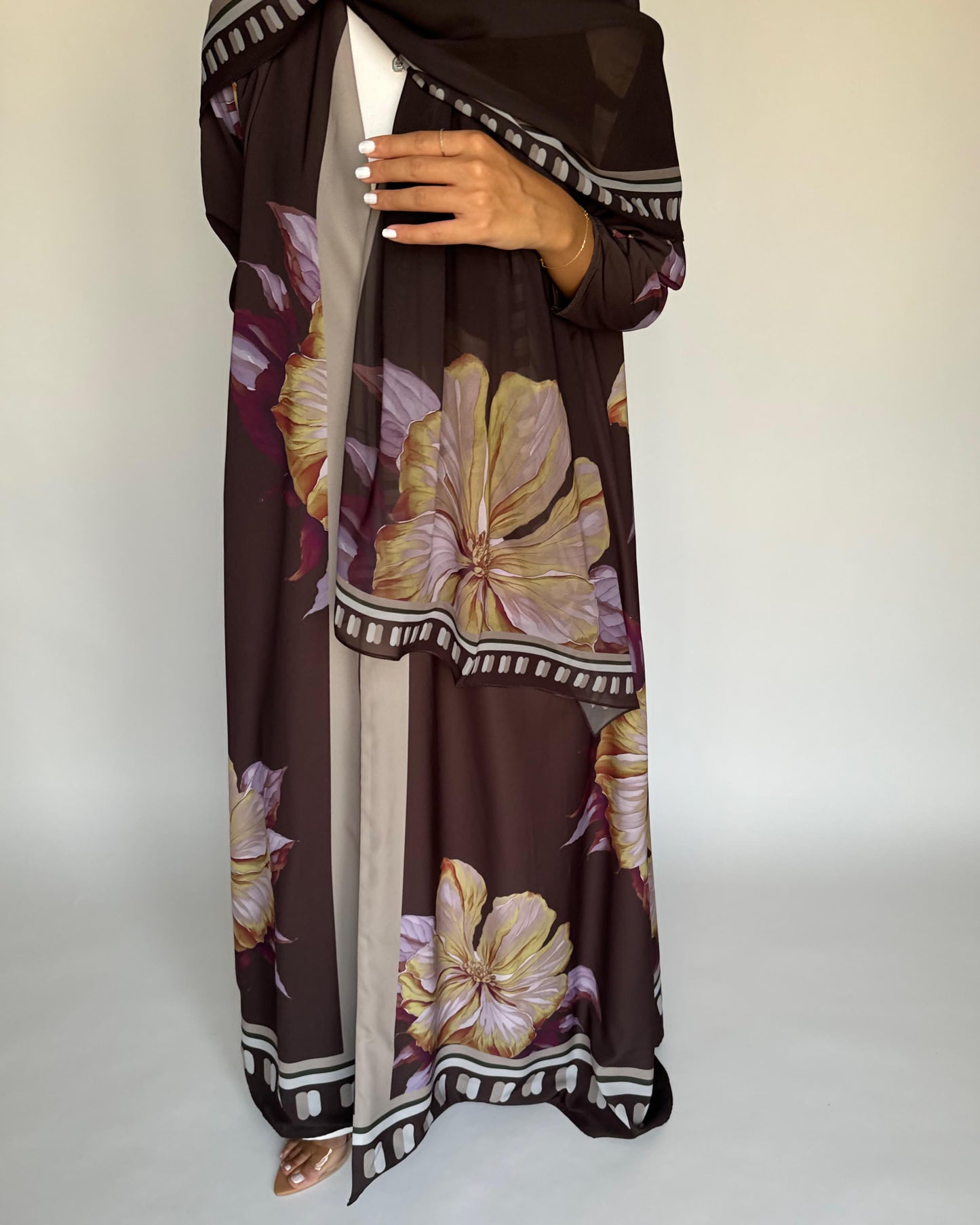 A427 - Brown A-Cut Flower Summery Daily Abaya
