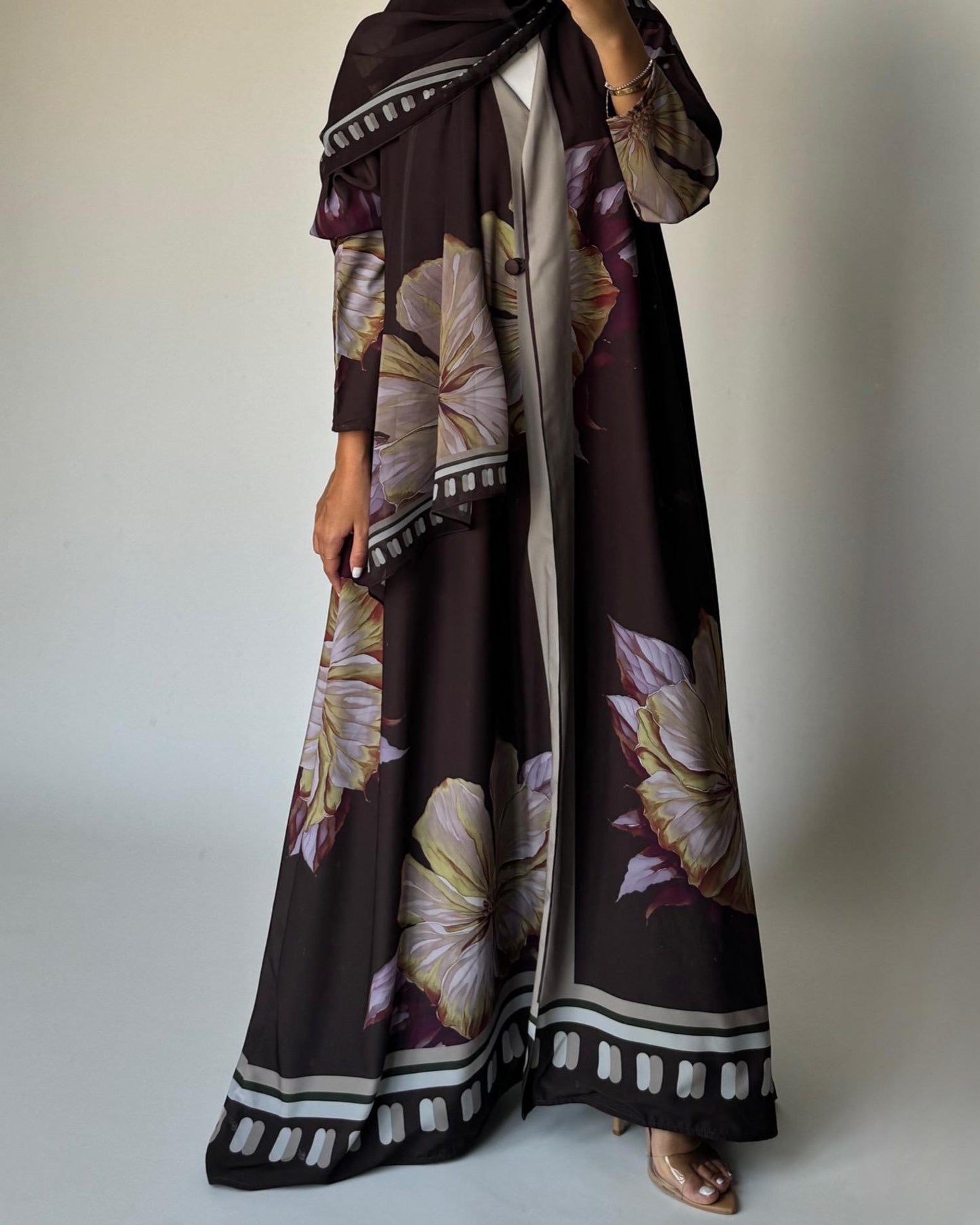 A427 - Brown A-Cut Flower Summery Daily Abaya