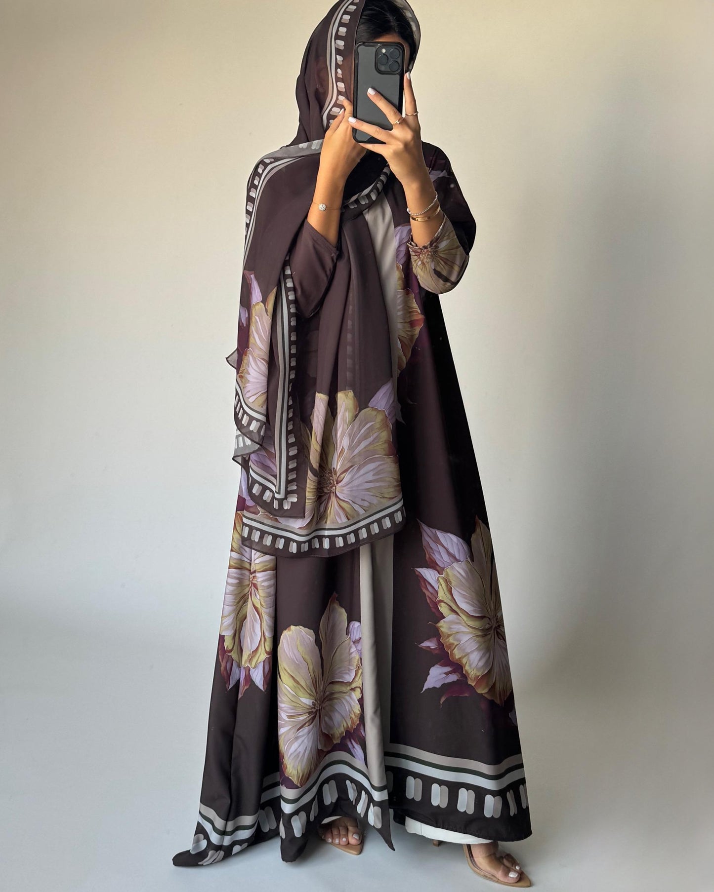 A427 - Brown A-Cut Flower Summery Daily Abaya