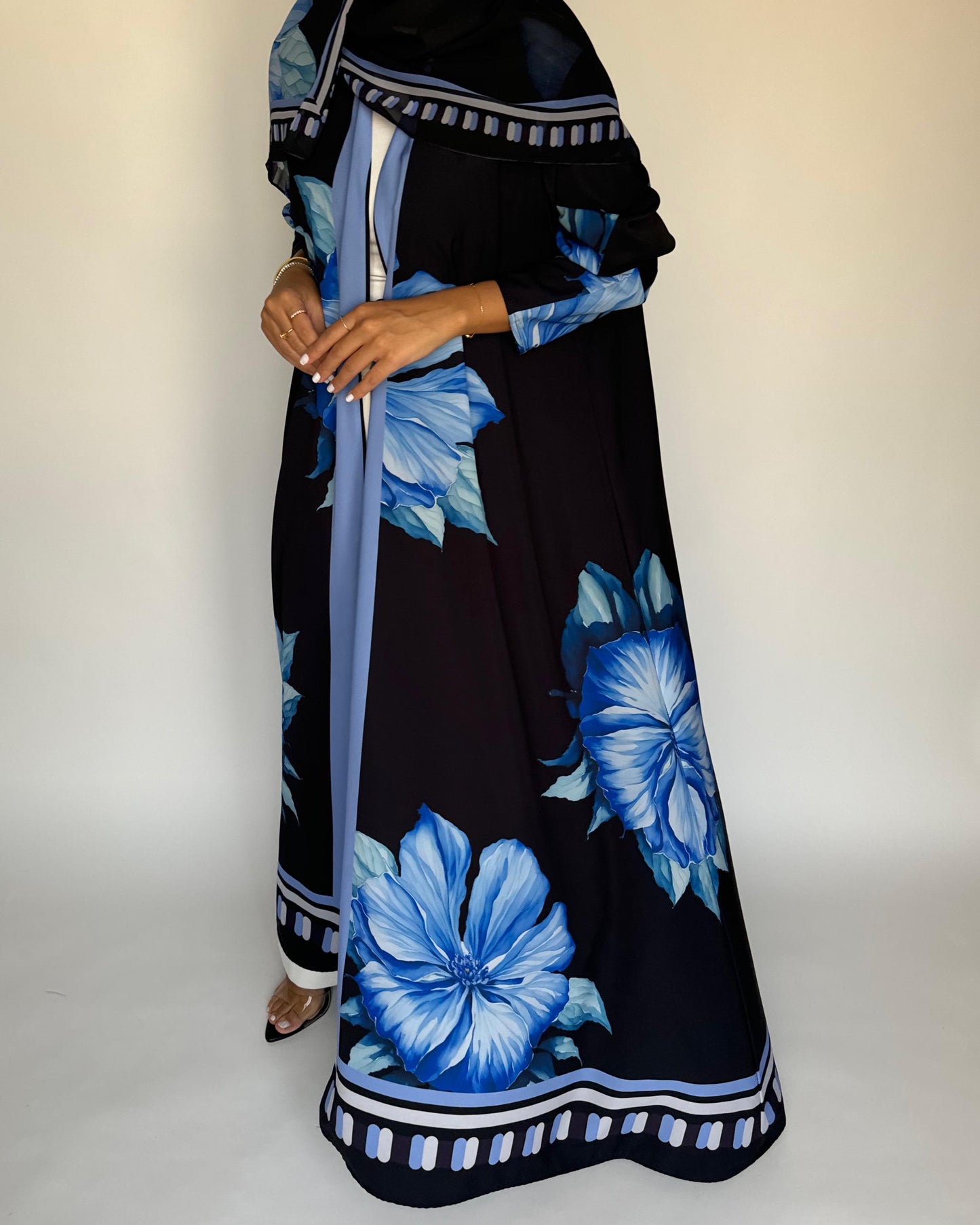A424 - Black A-Cut Flower Summery Daily Abaya