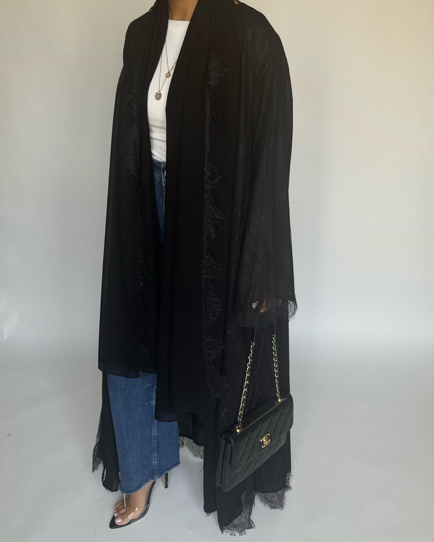 A433 - Black Lace Summery Abaya