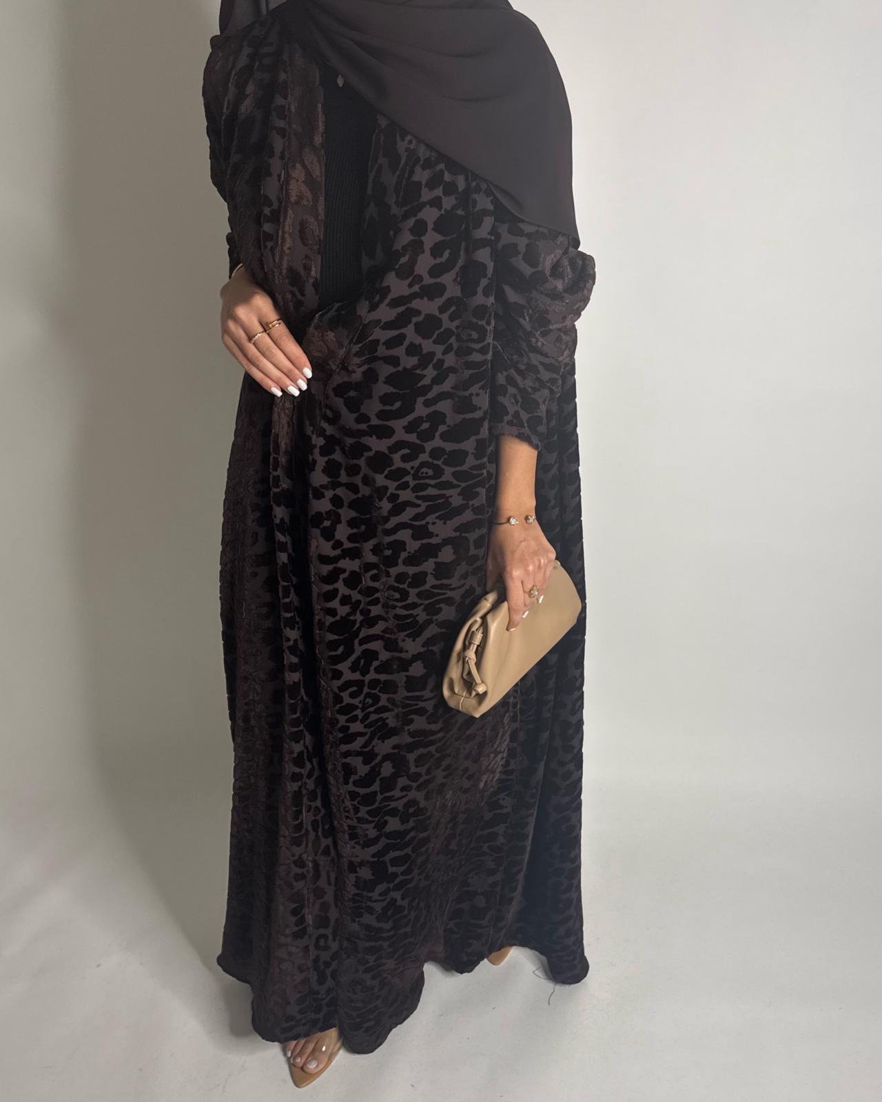 A515 - Chocolate Brown Leopard Pattern Velvet Abaya