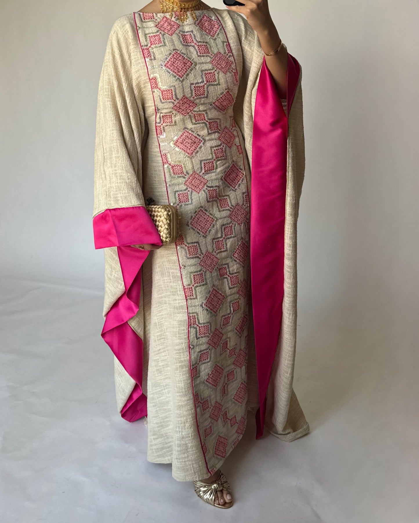 A336 - Pink & Beige Linen Butterfly Cut Jalabiya