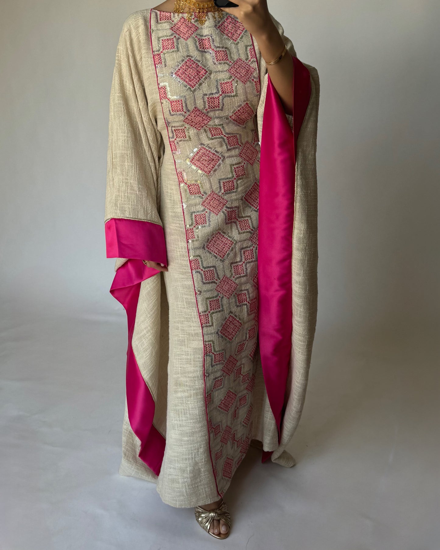 A336 - Pink & Beige Linen Butterfly Cut Jalabiya