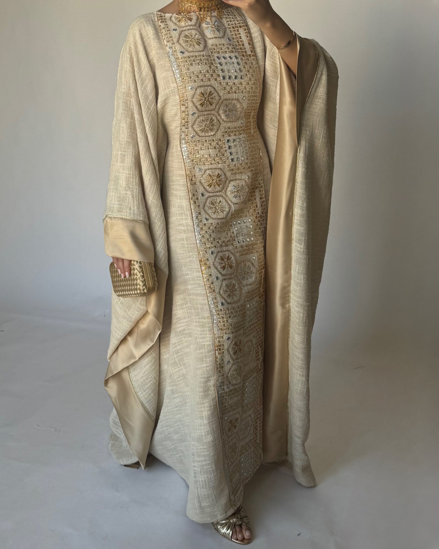 A339 - Gold & Beige Linen Butterfly Cut Jalabiya