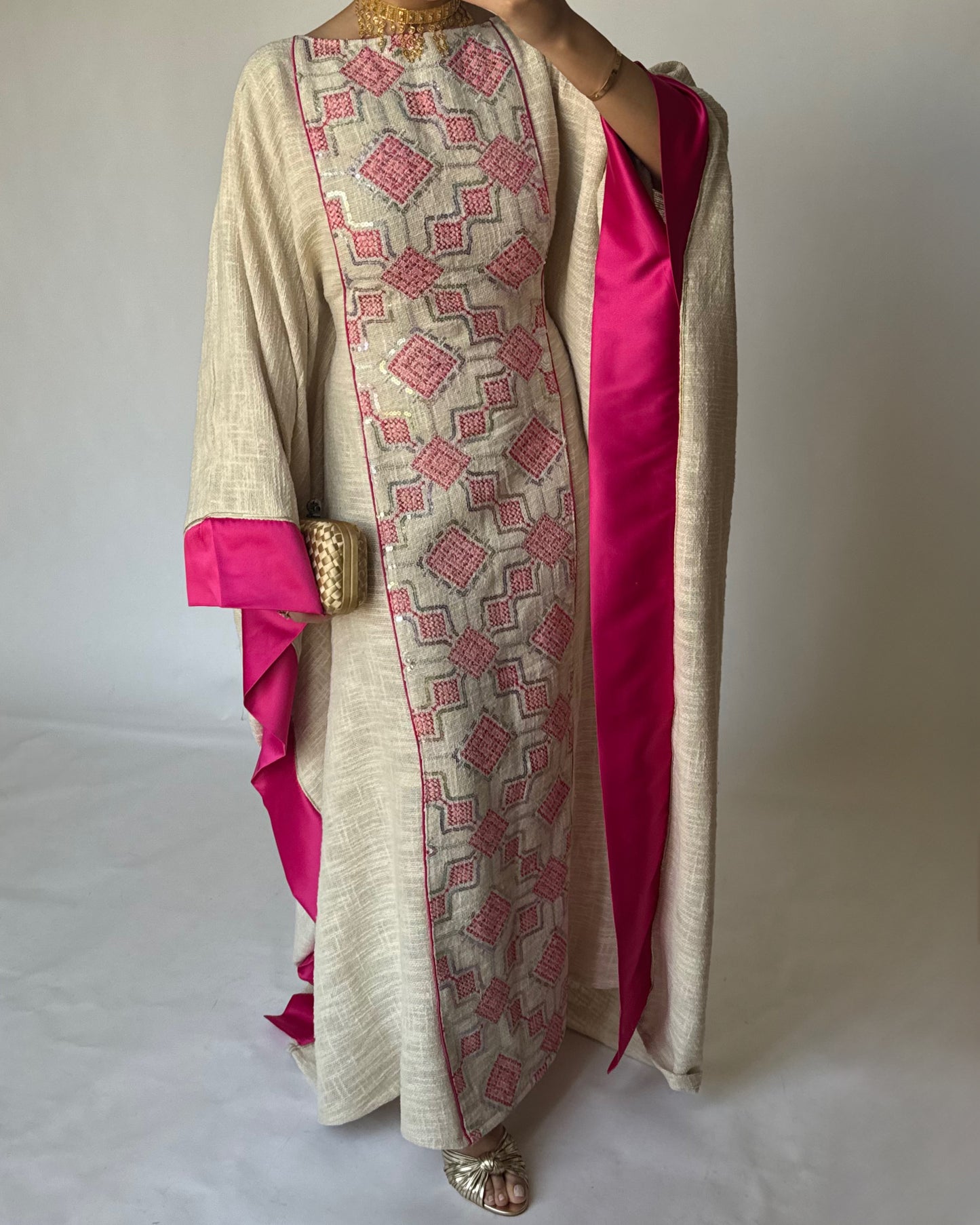 A336 - Pink & Beige Linen Butterfly Cut Jalabiya