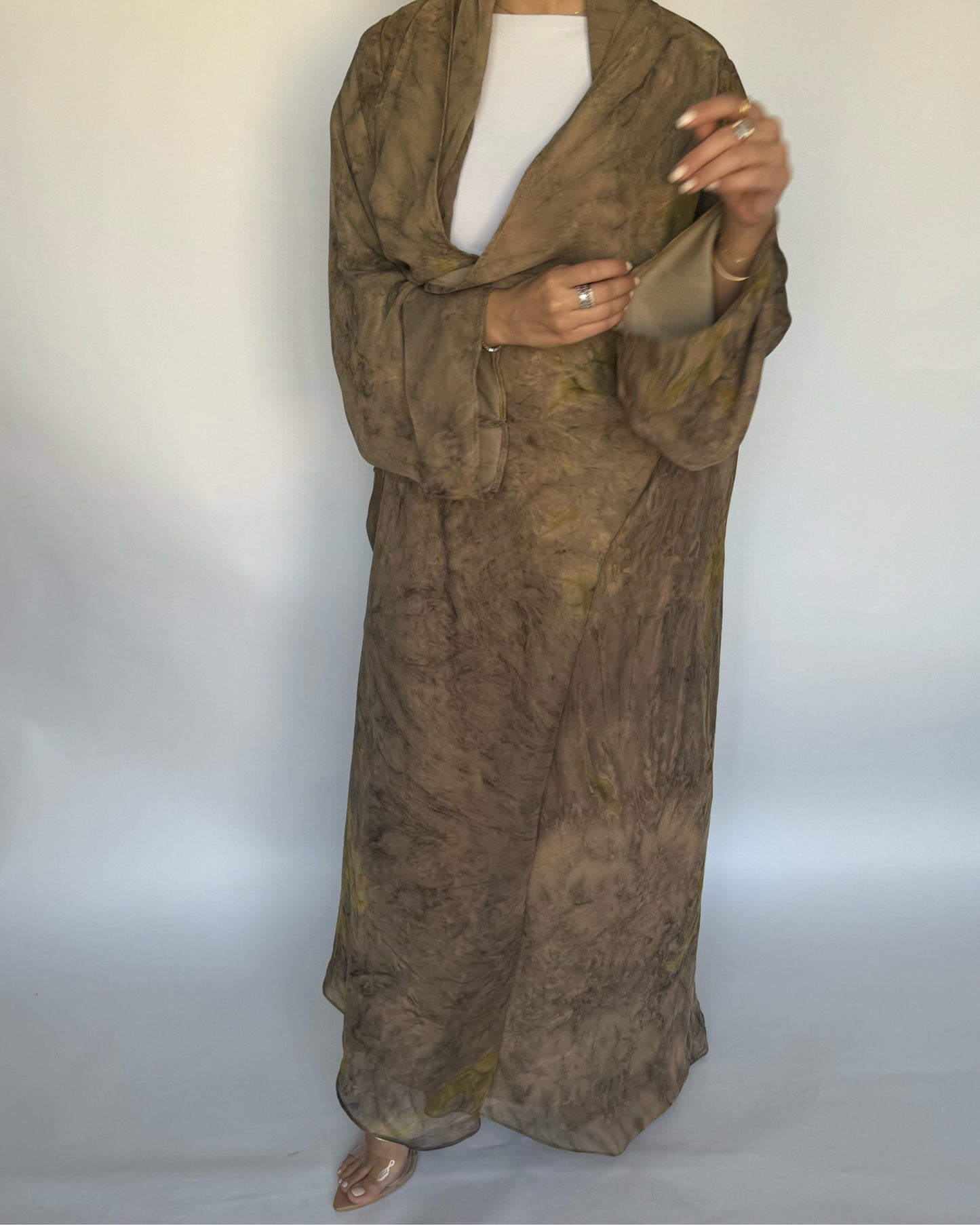 A188 - Light Brown Pattern Abaya