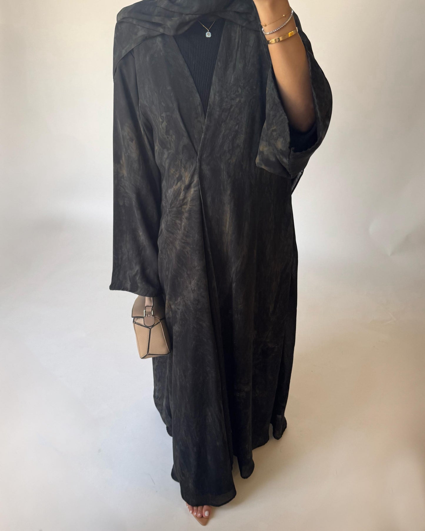 A452 - Black/Brown Pattern Summery A-CUT Abaya