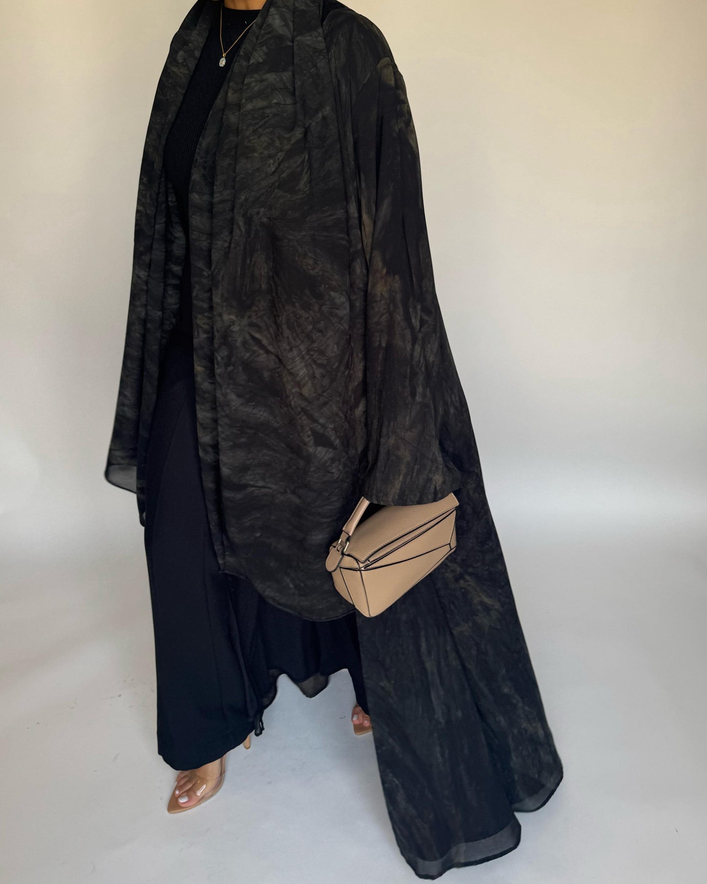 A452 - Black/Brown Pattern Summery A-CUT Abaya