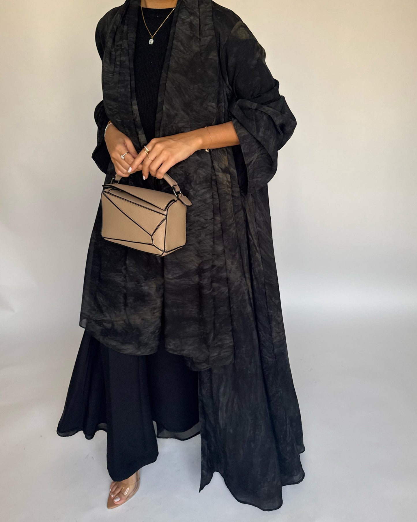 A452 - Black/Brown Pattern Summery A-CUT Abaya