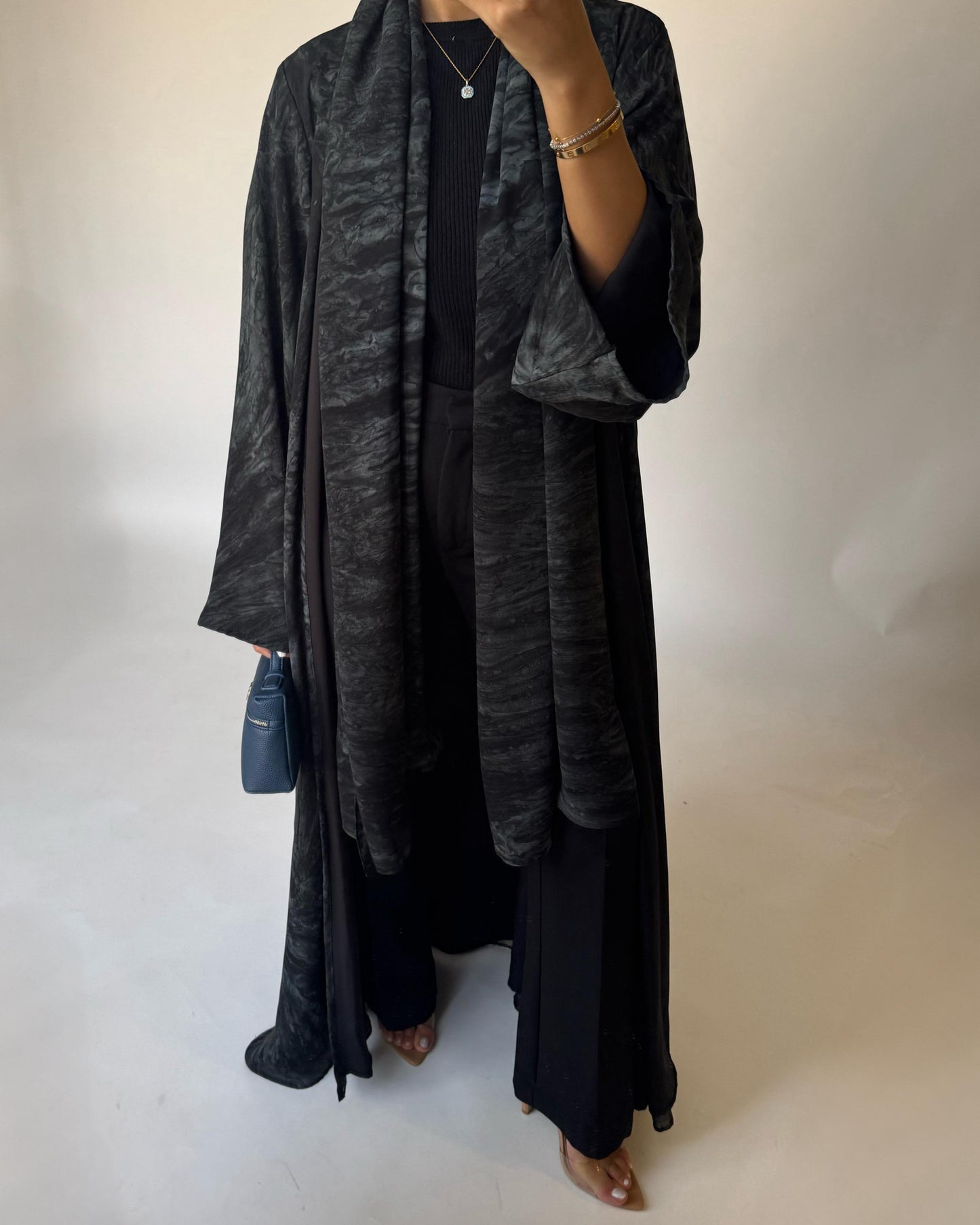 A453 - Black/Gray Pattern Summery A-CUT Abaya