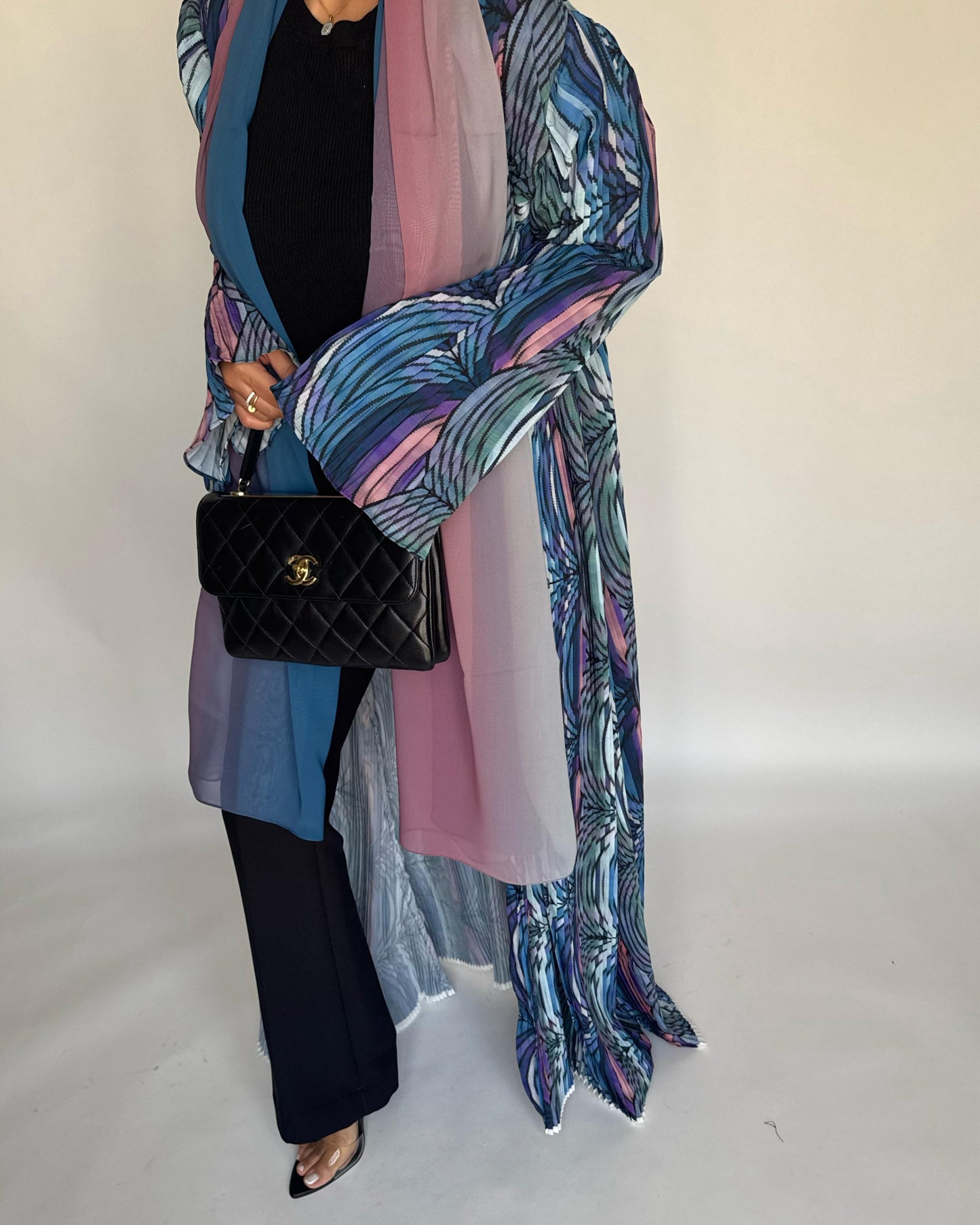 A455 - Pleated Summary Abaya with Ombre Head Scarf